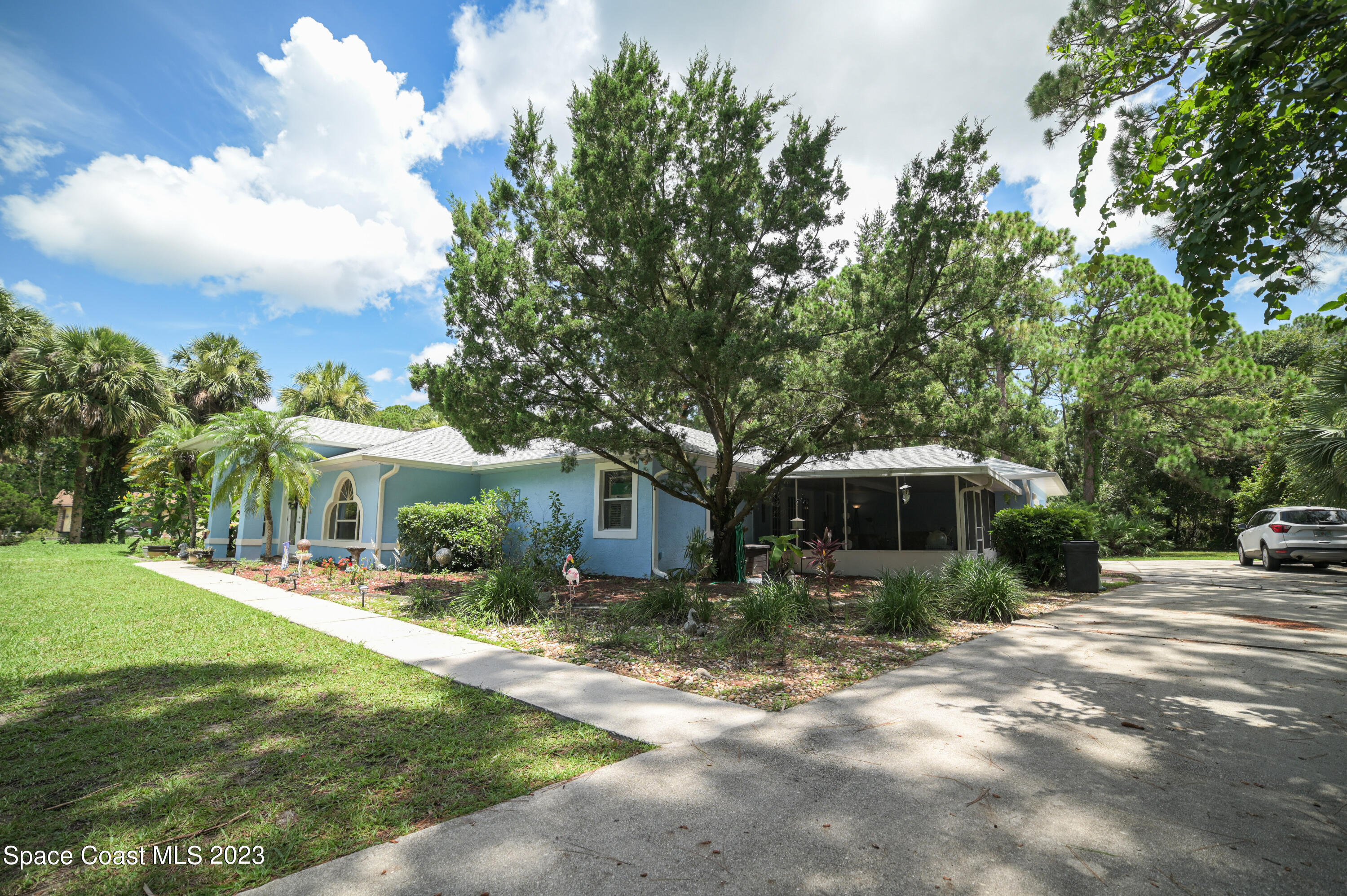 2868 Long Lake Drive