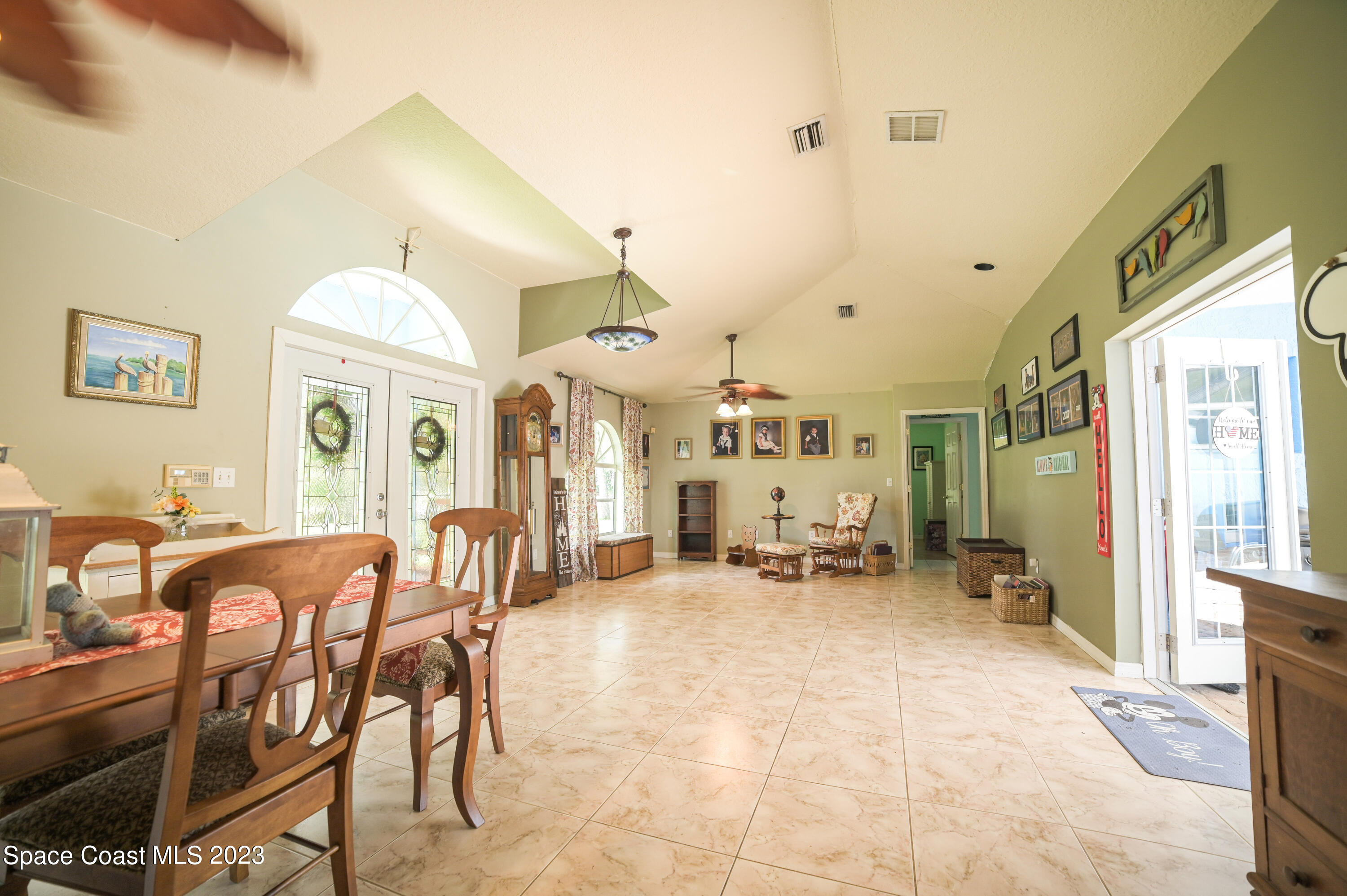 2868 Long Lake Drive