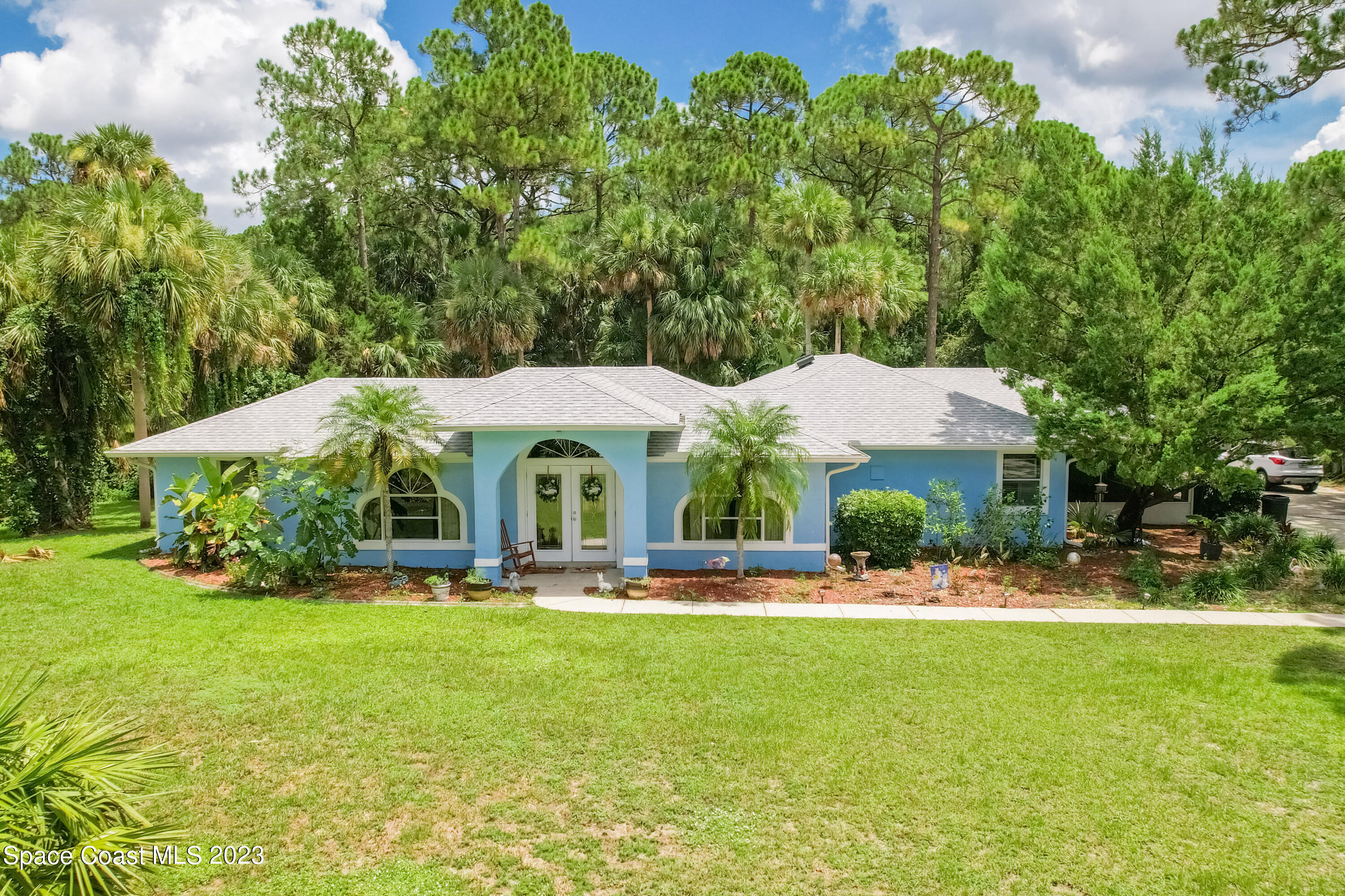 2868 Long Lake Drive