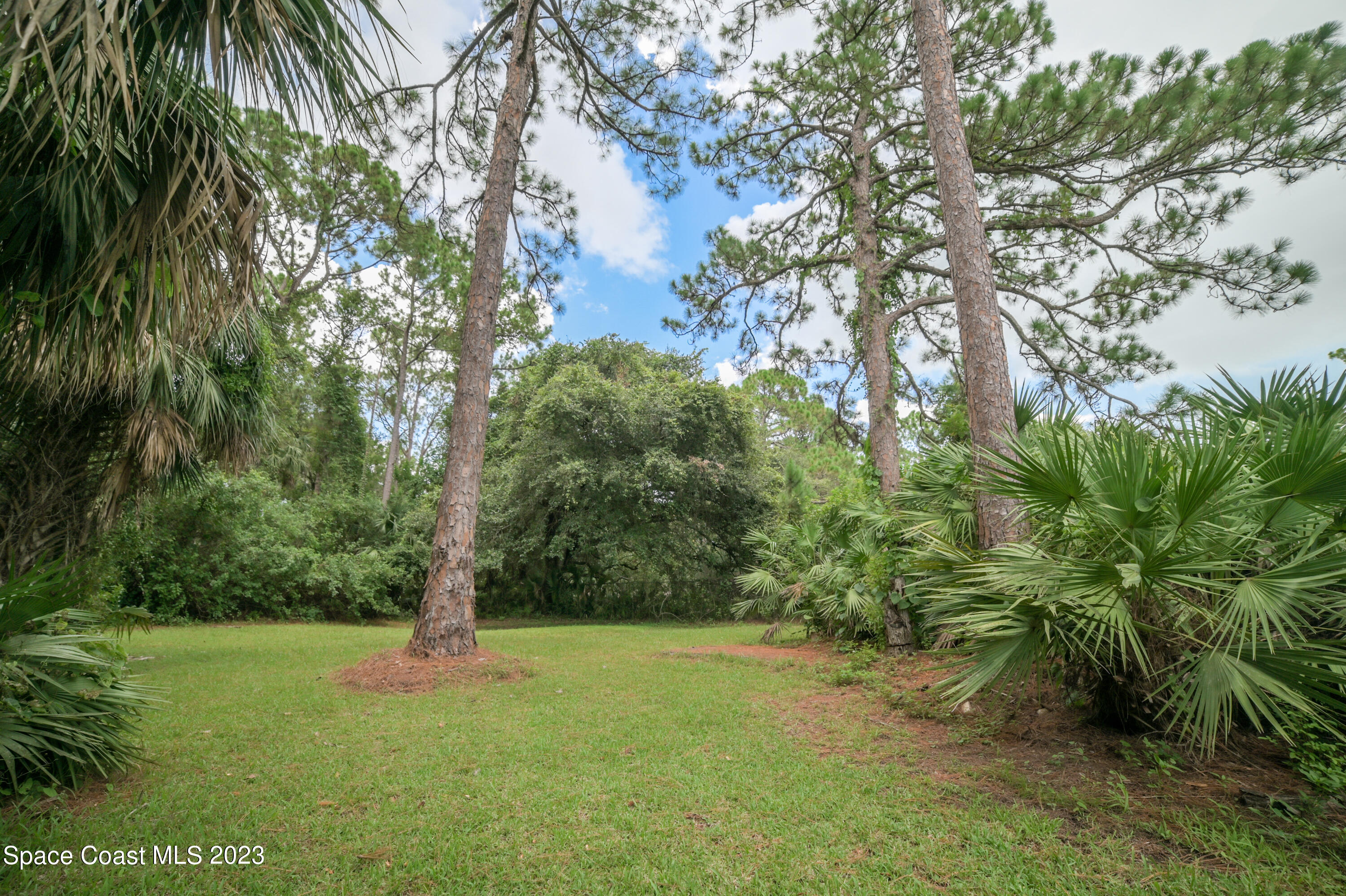 2868 Long Lake Drive