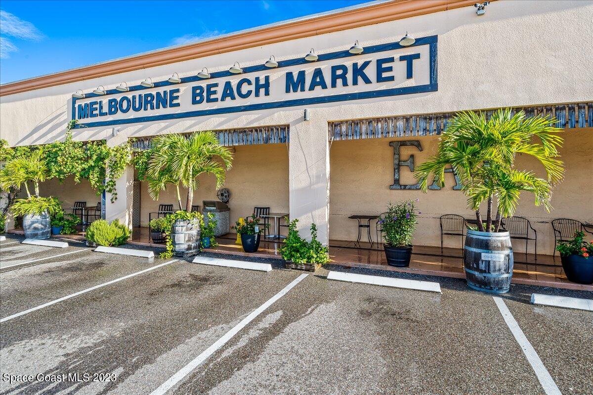 419 Ocean Avenue, 403