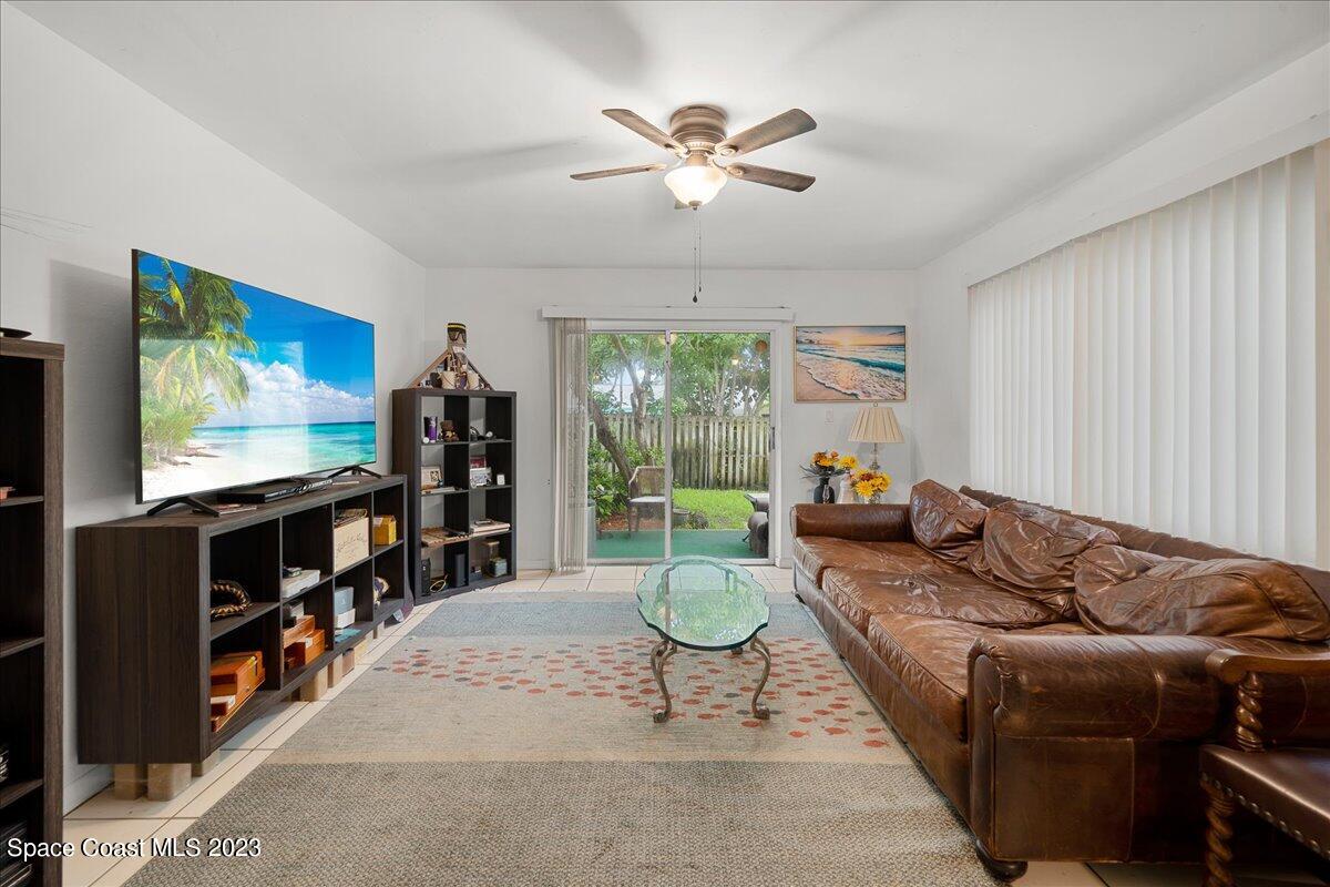 419 Ocean Avenue, 403