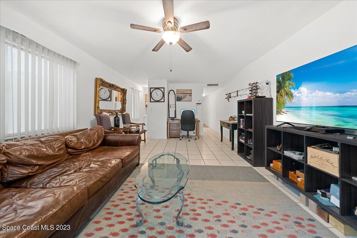 419 Ocean Avenue, 403