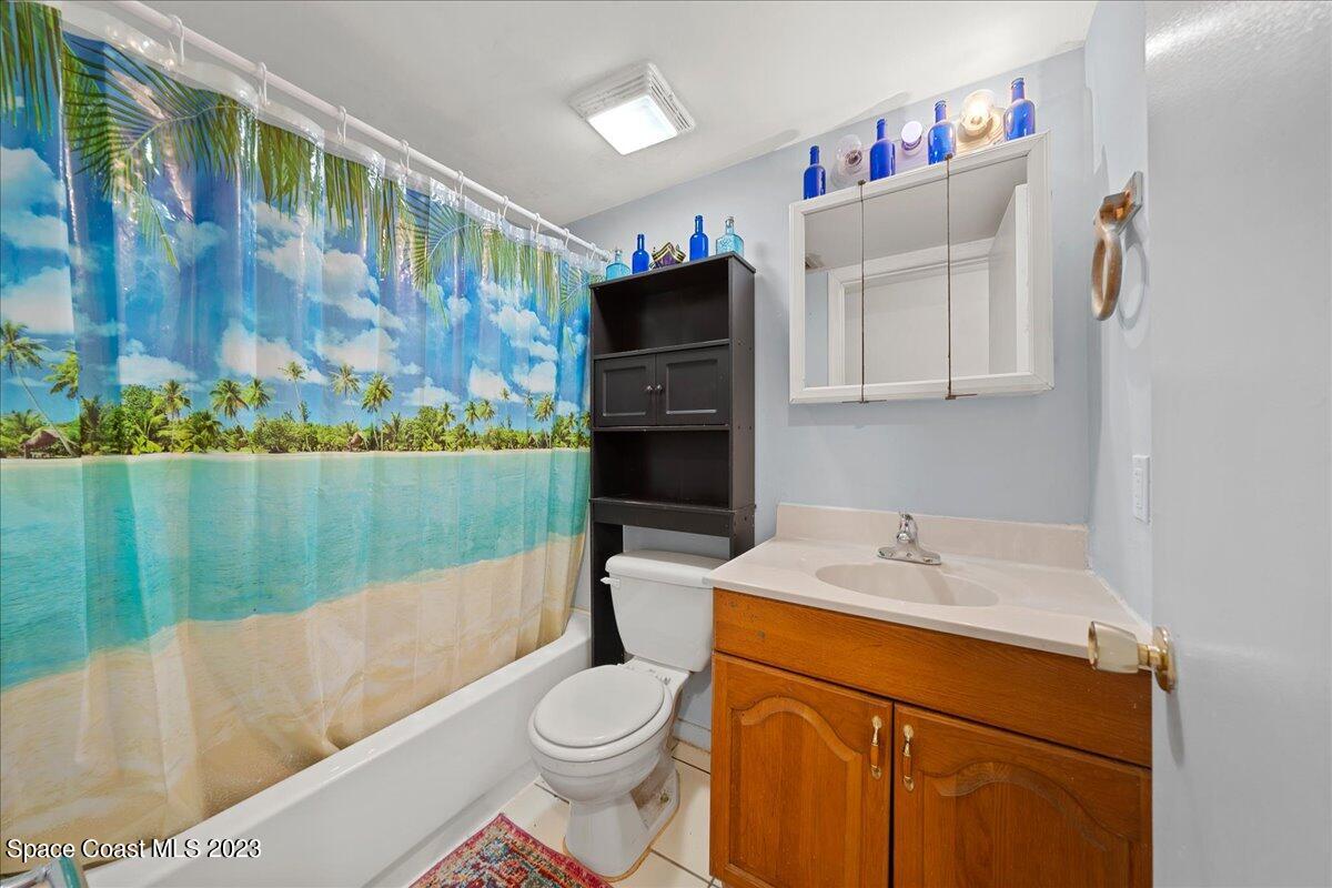 419 Ocean Avenue, 403