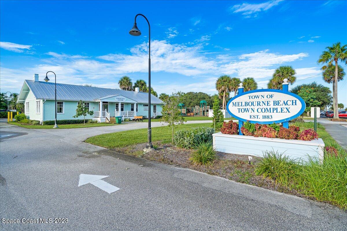 419 Ocean Avenue, 403
