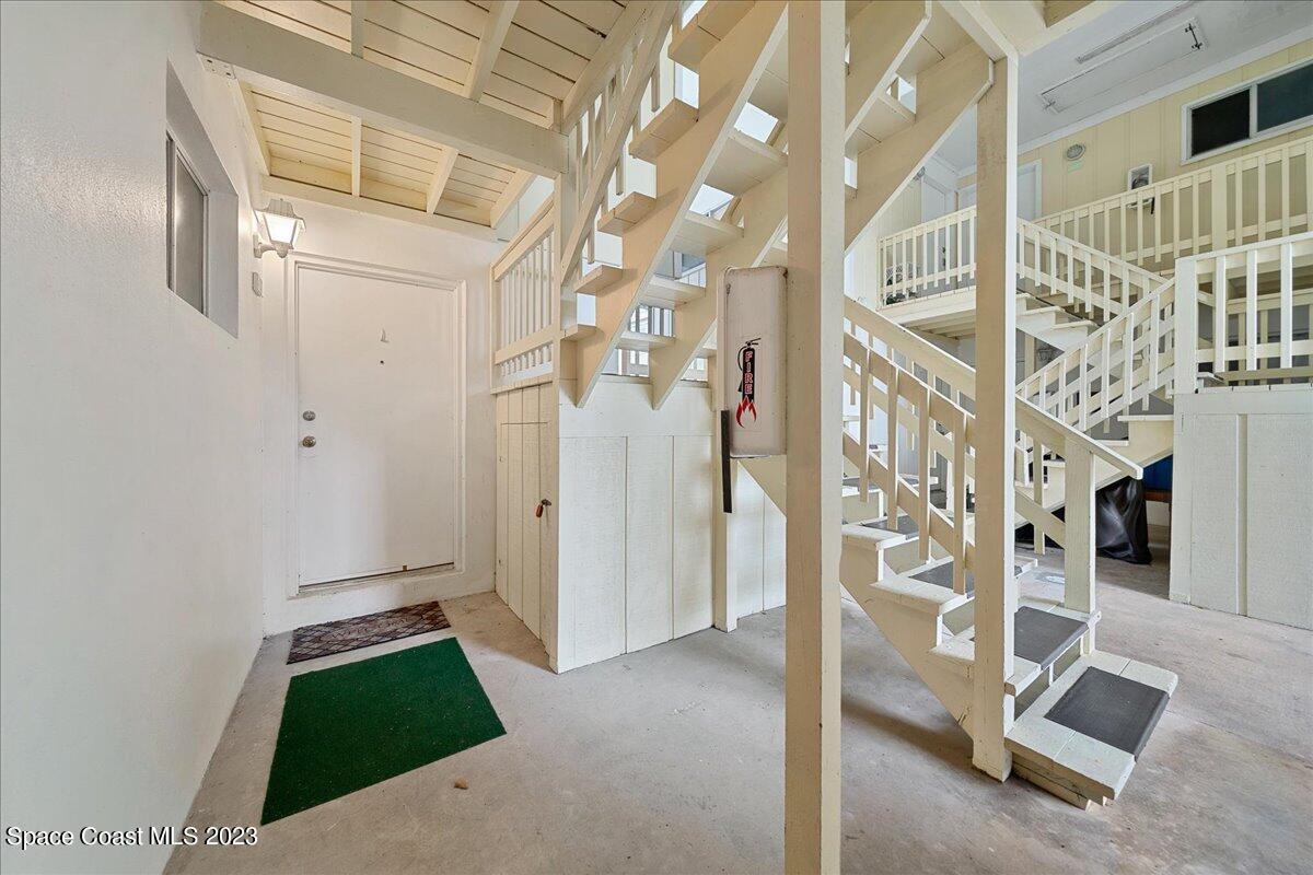 419 Ocean Avenue, 403