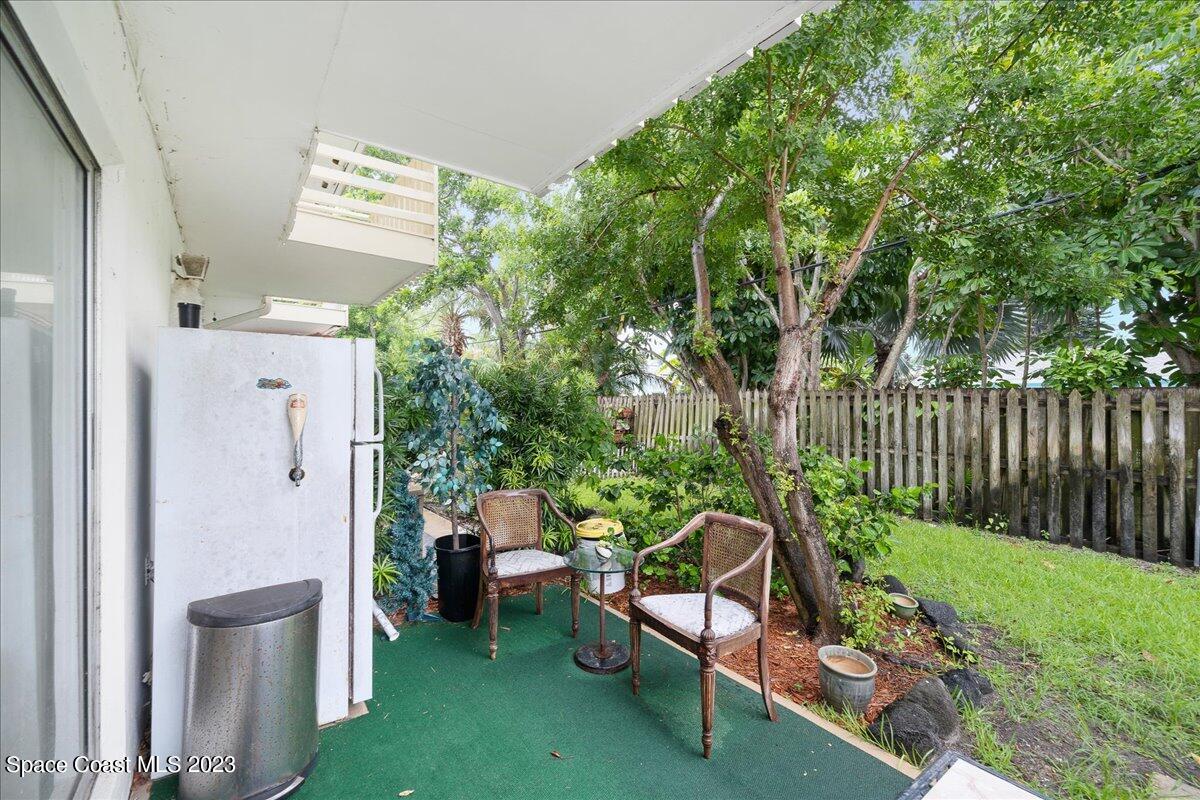 419 Ocean Avenue, 403