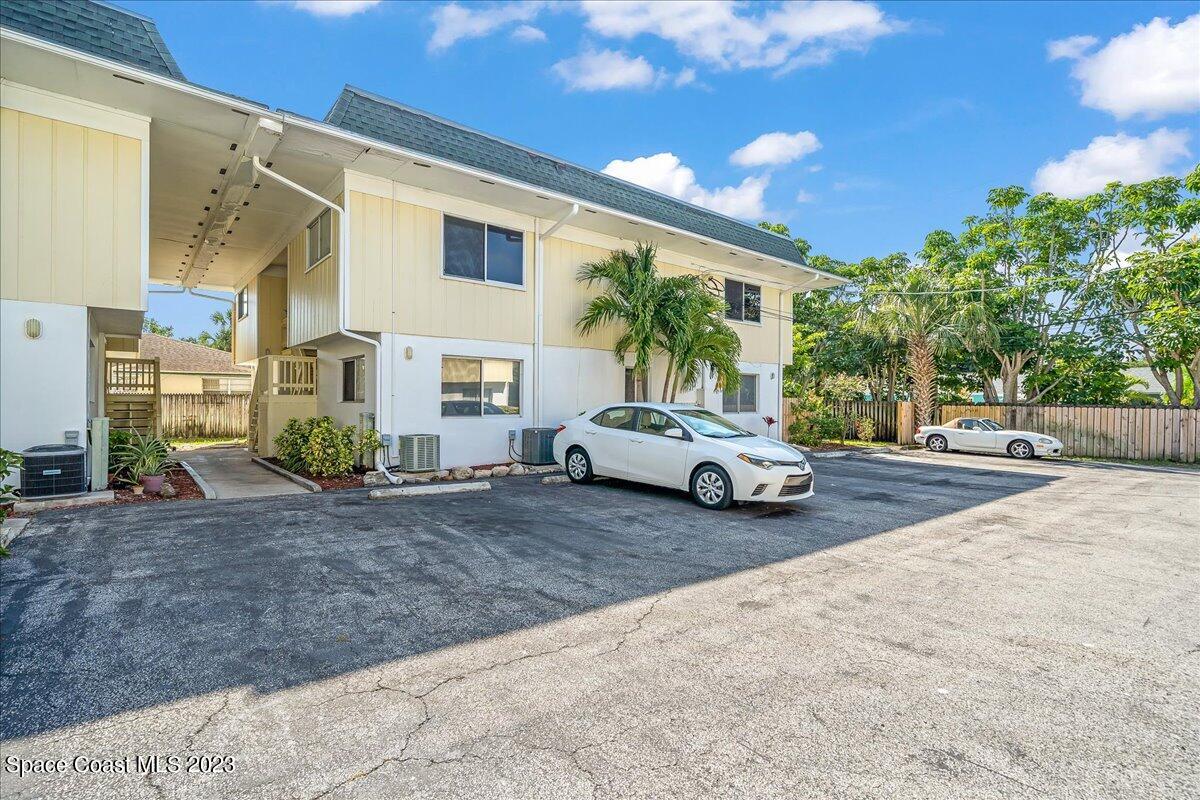 419 Ocean Avenue, 403