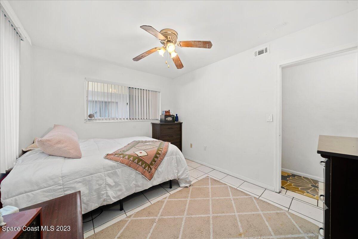 419 Ocean Avenue, 403