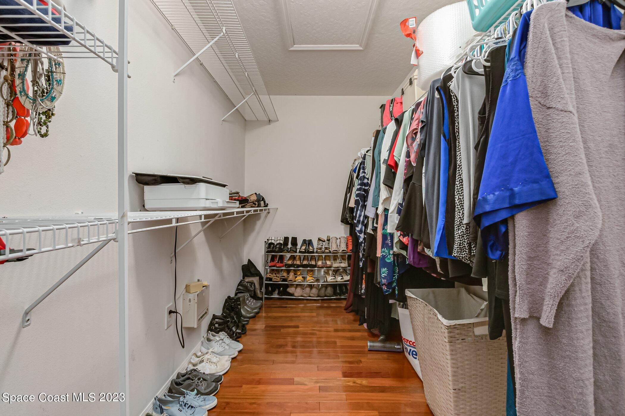 3390 Deer Lakes Drive