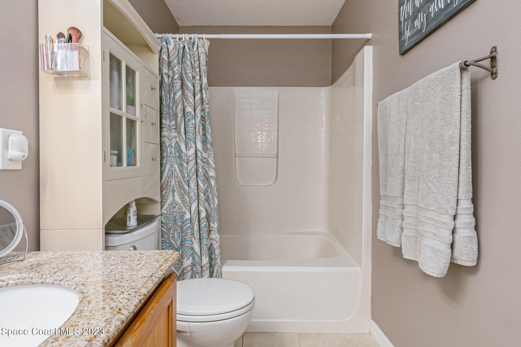 3390 Deer Lakes Drive