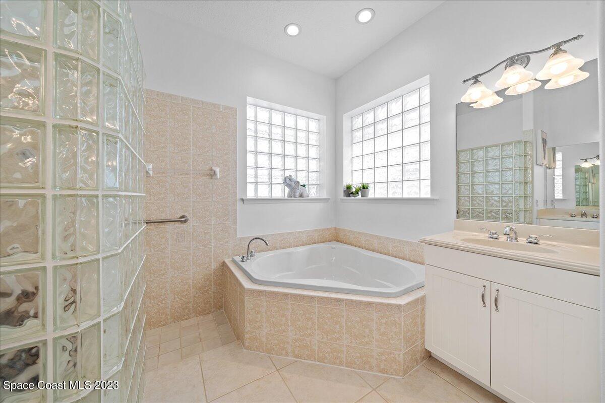 1212 Vestavia Circle