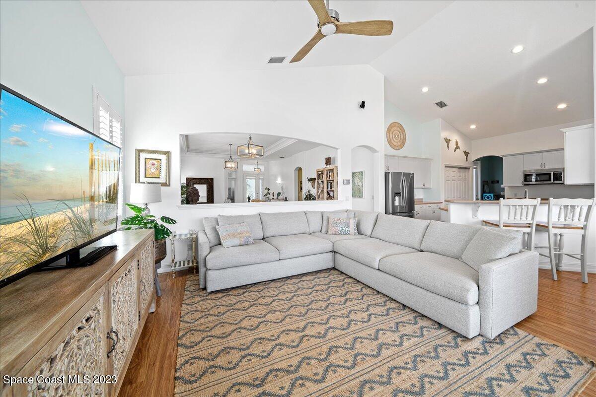 1212 Vestavia Circle