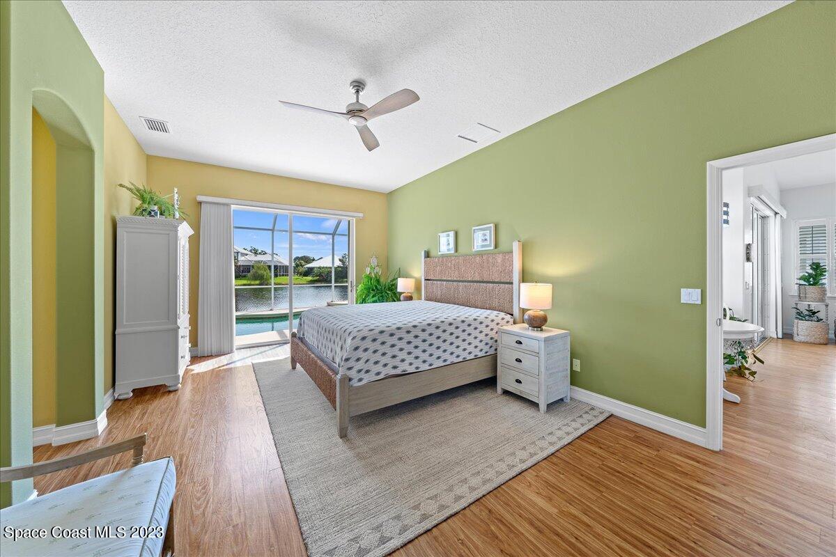1212 Vestavia Circle