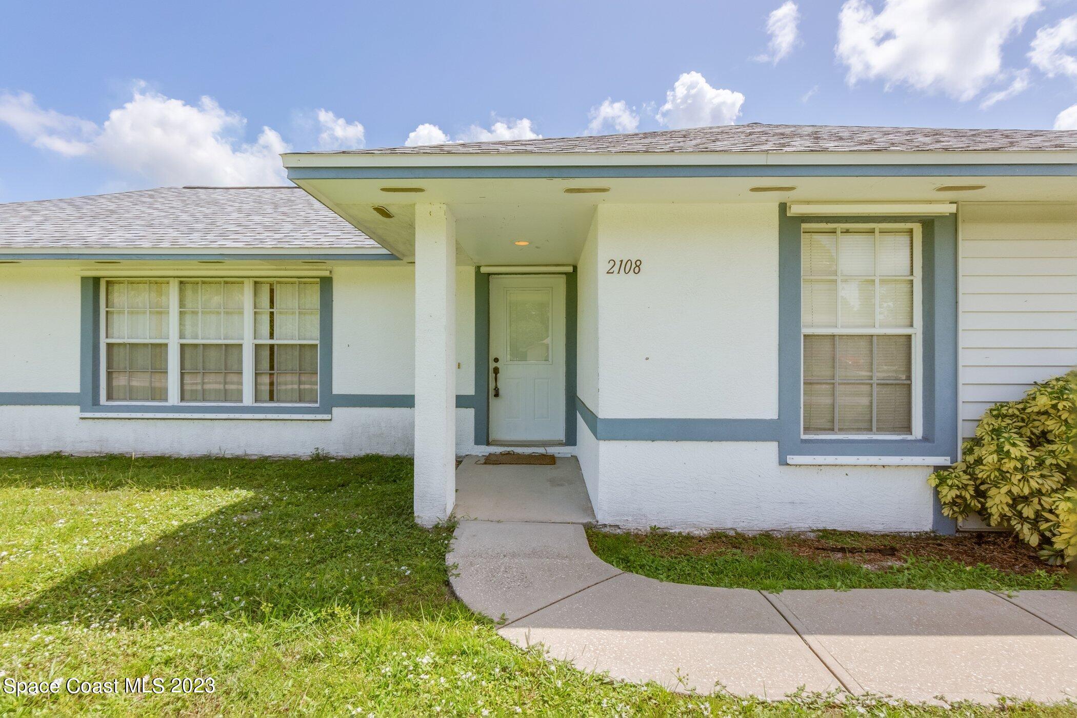 2108 Fallon Boulevard NE