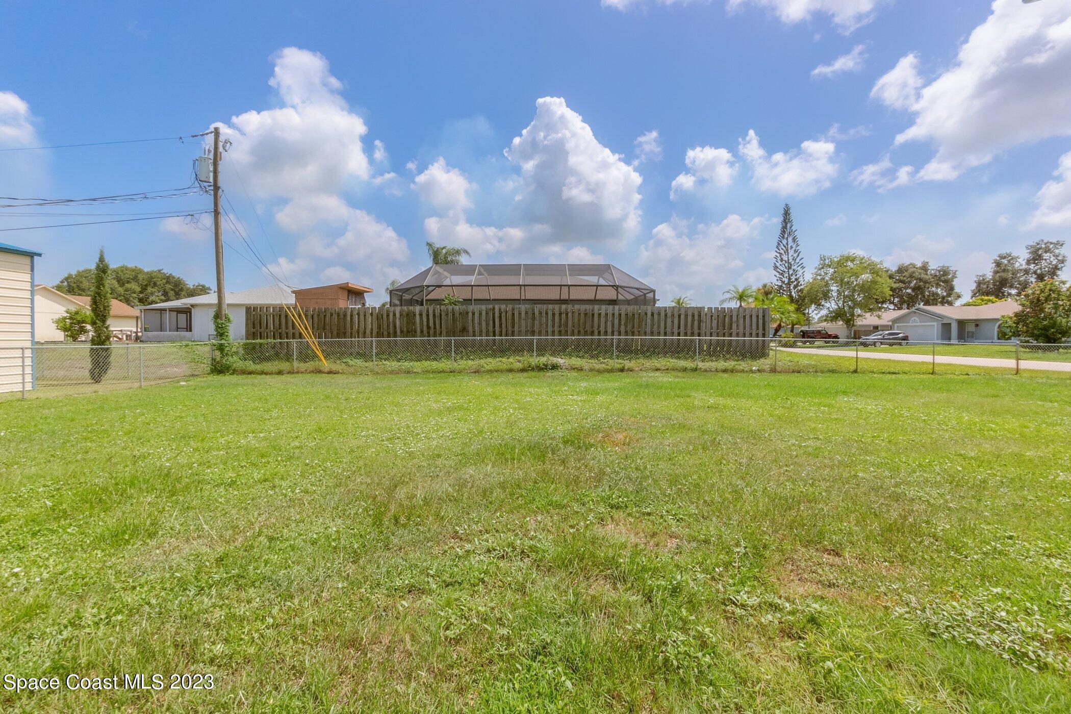 2108 Fallon Boulevard NE