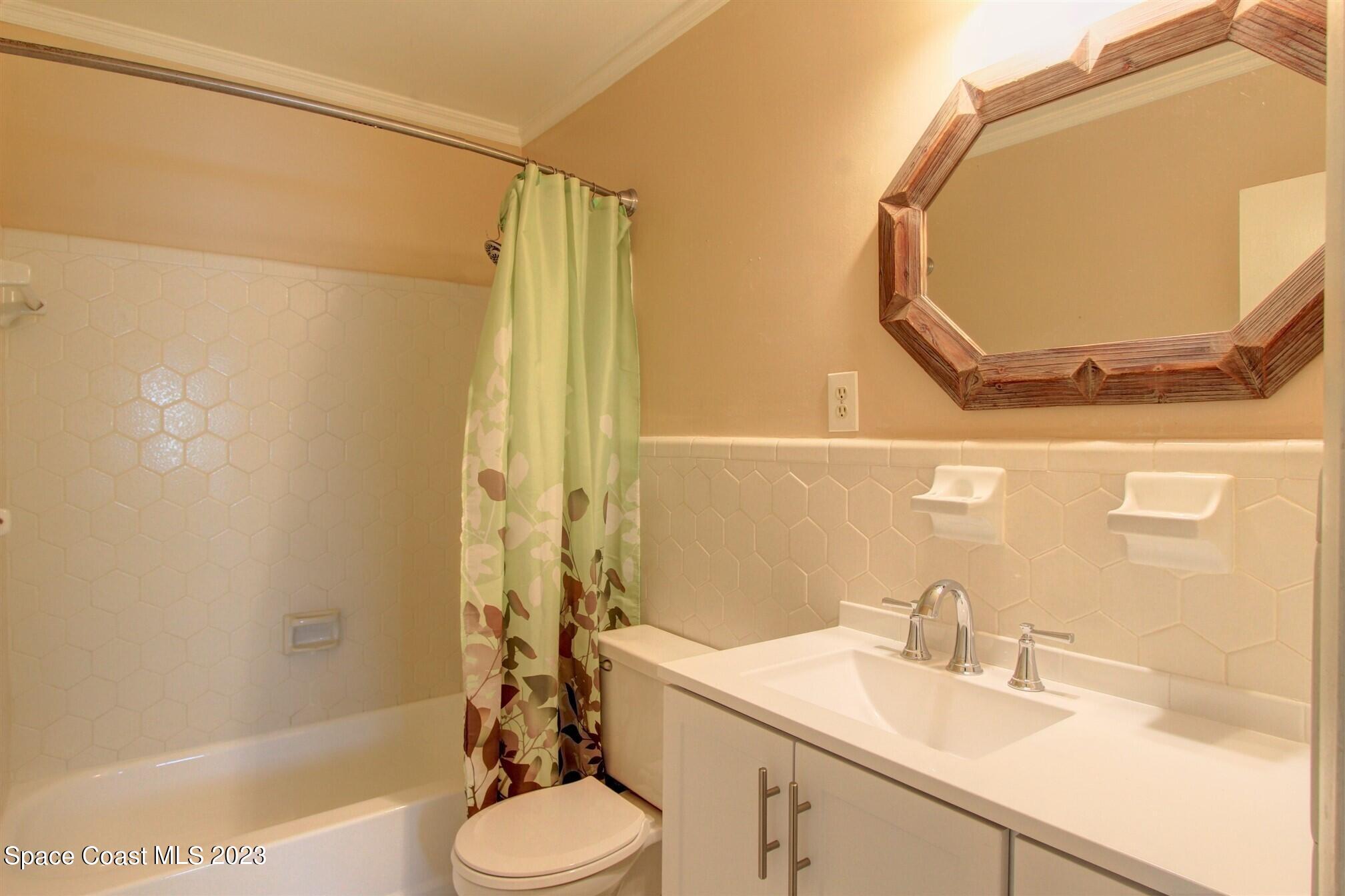 115 N Indian River Drive, 128