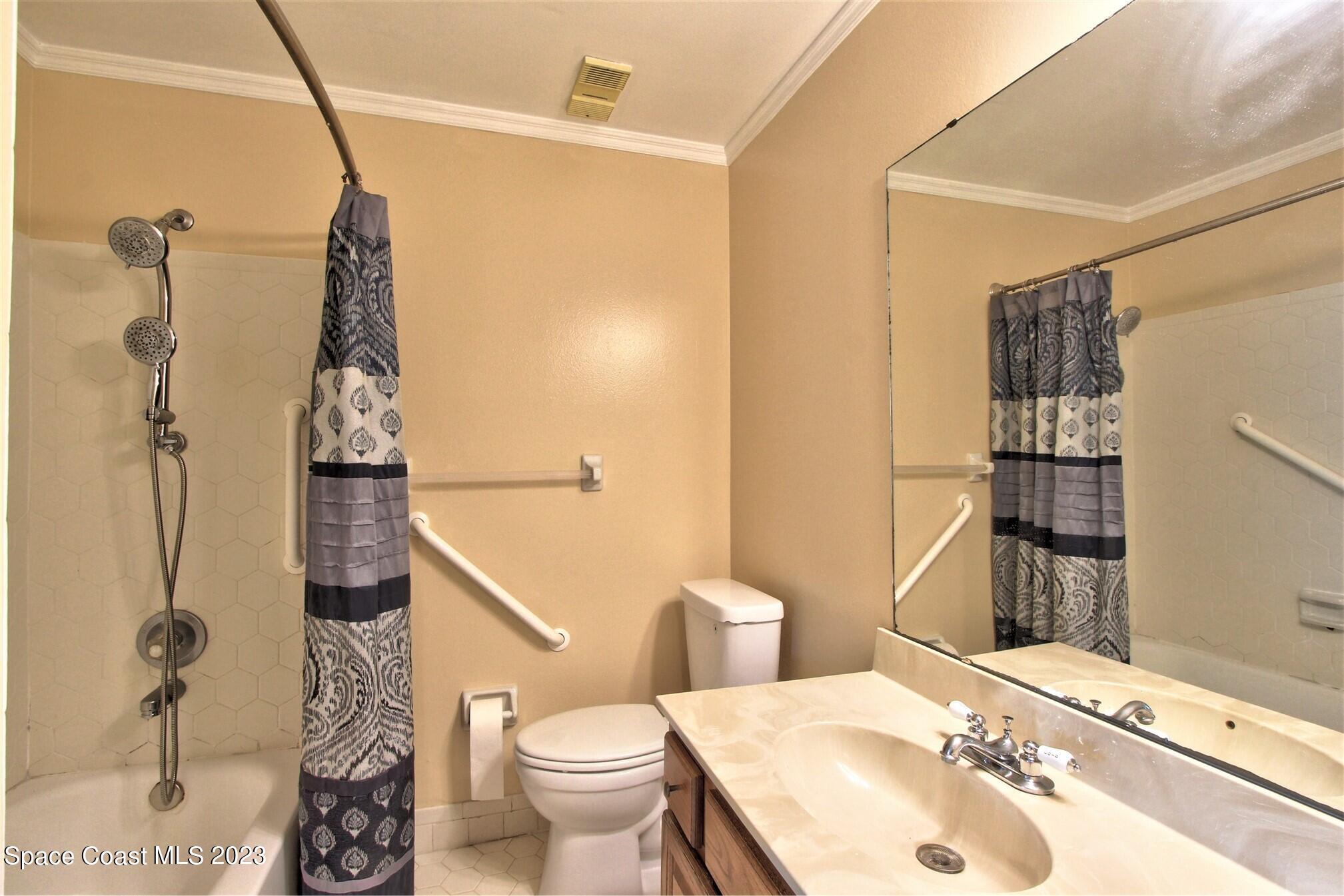 115 N Indian River Drive, 128