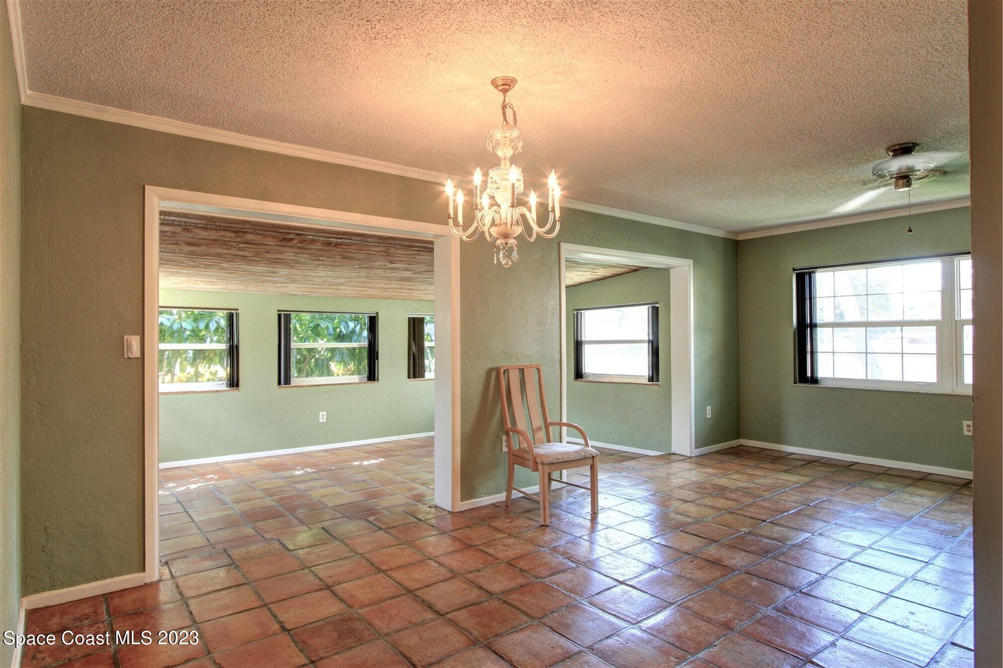 115 N Indian River Drive, 128