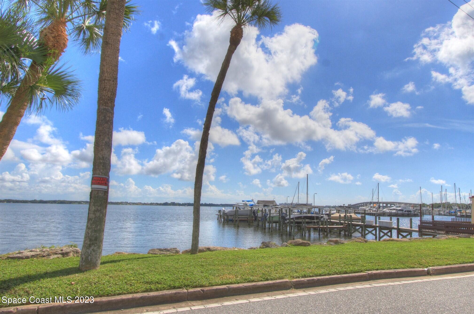 115 N Indian River Drive, 128