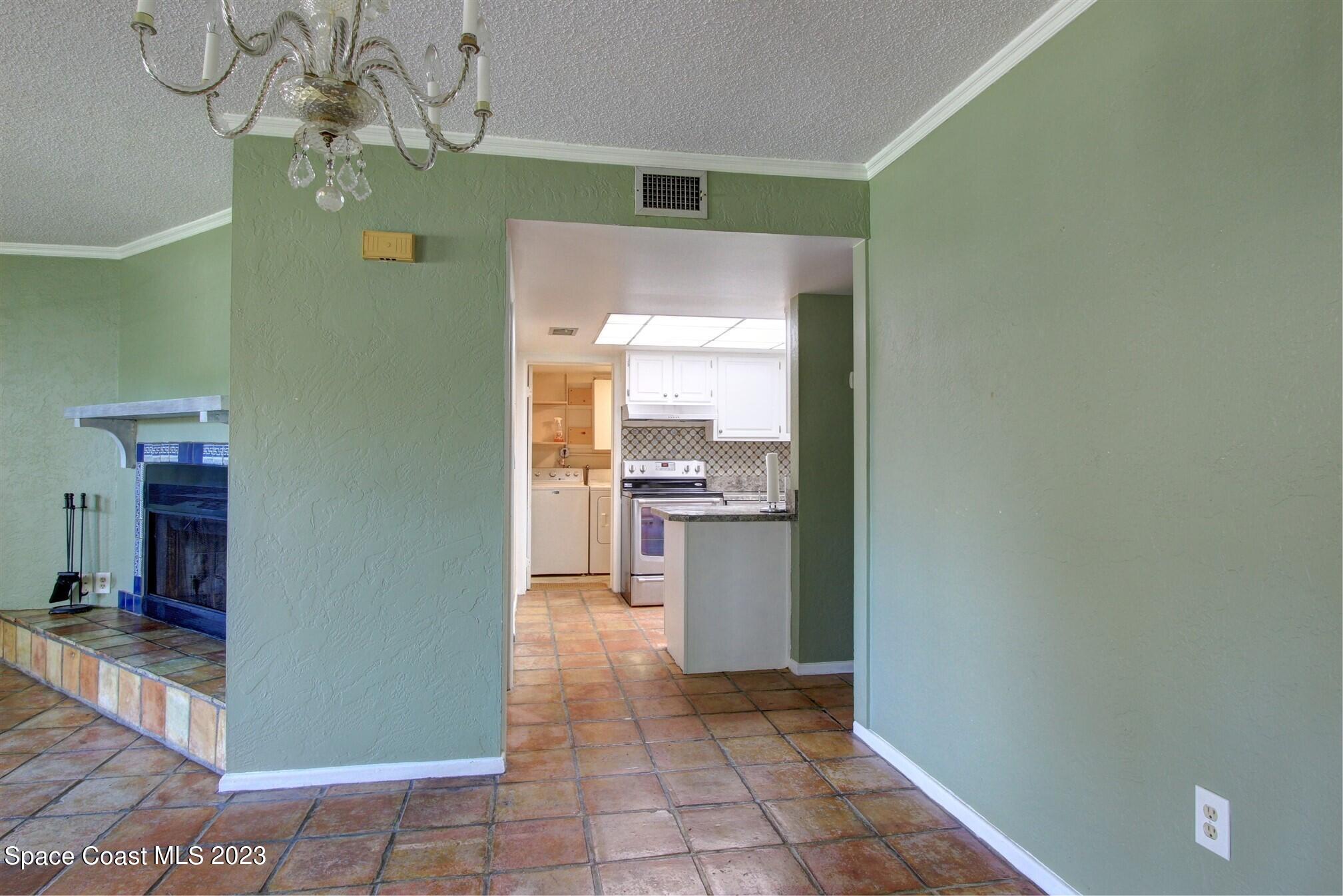 115 N Indian River Drive, 128