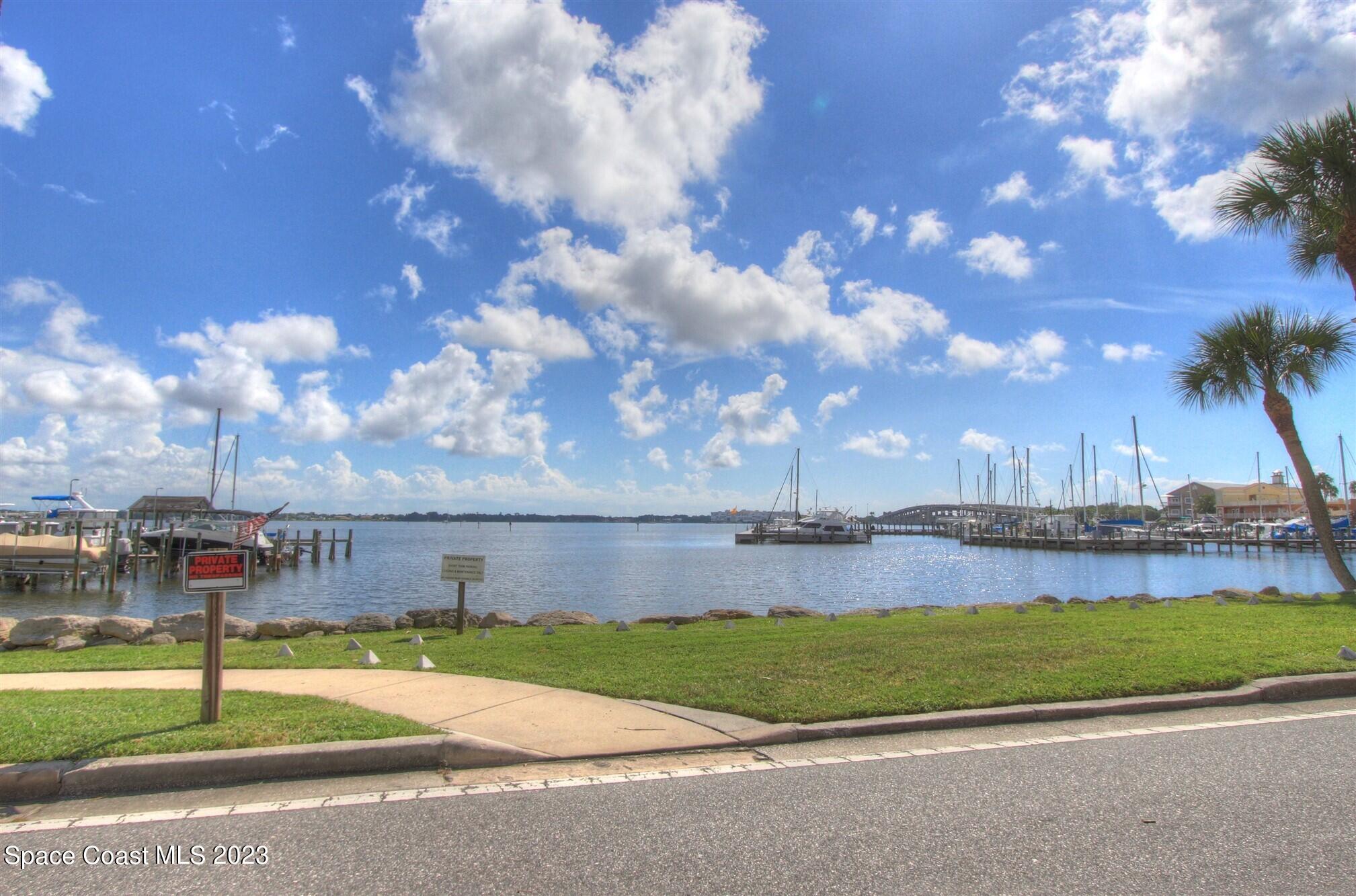 115 N Indian River Drive, 128