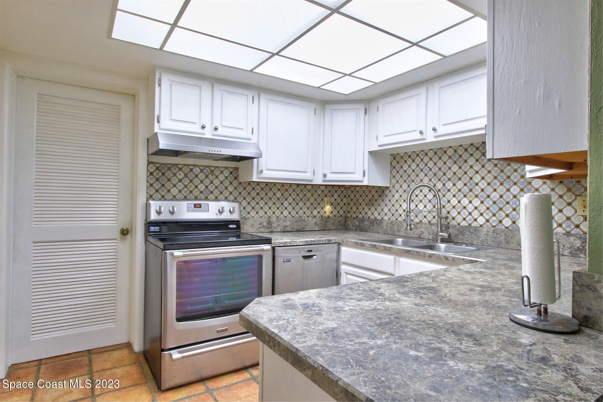 115 N Indian River Drive, 128