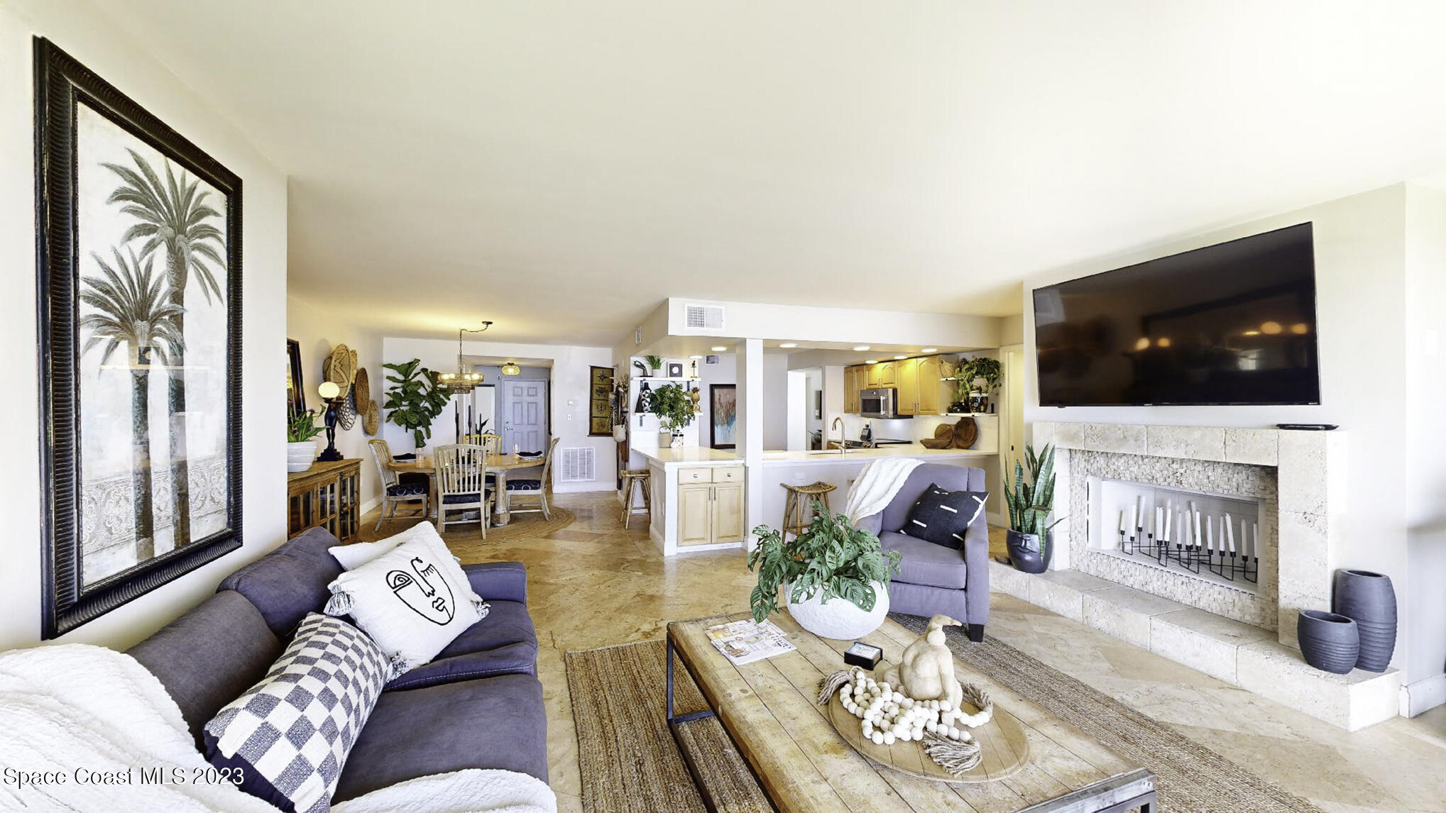 2105 Atlantic Street, 621