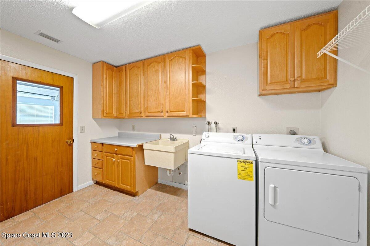 399 Hiawatha Way