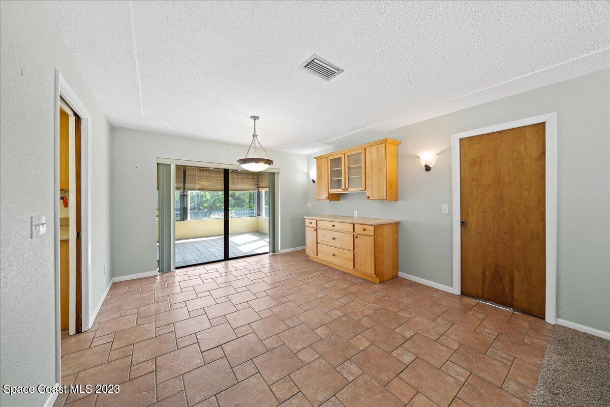 399 Hiawatha Way