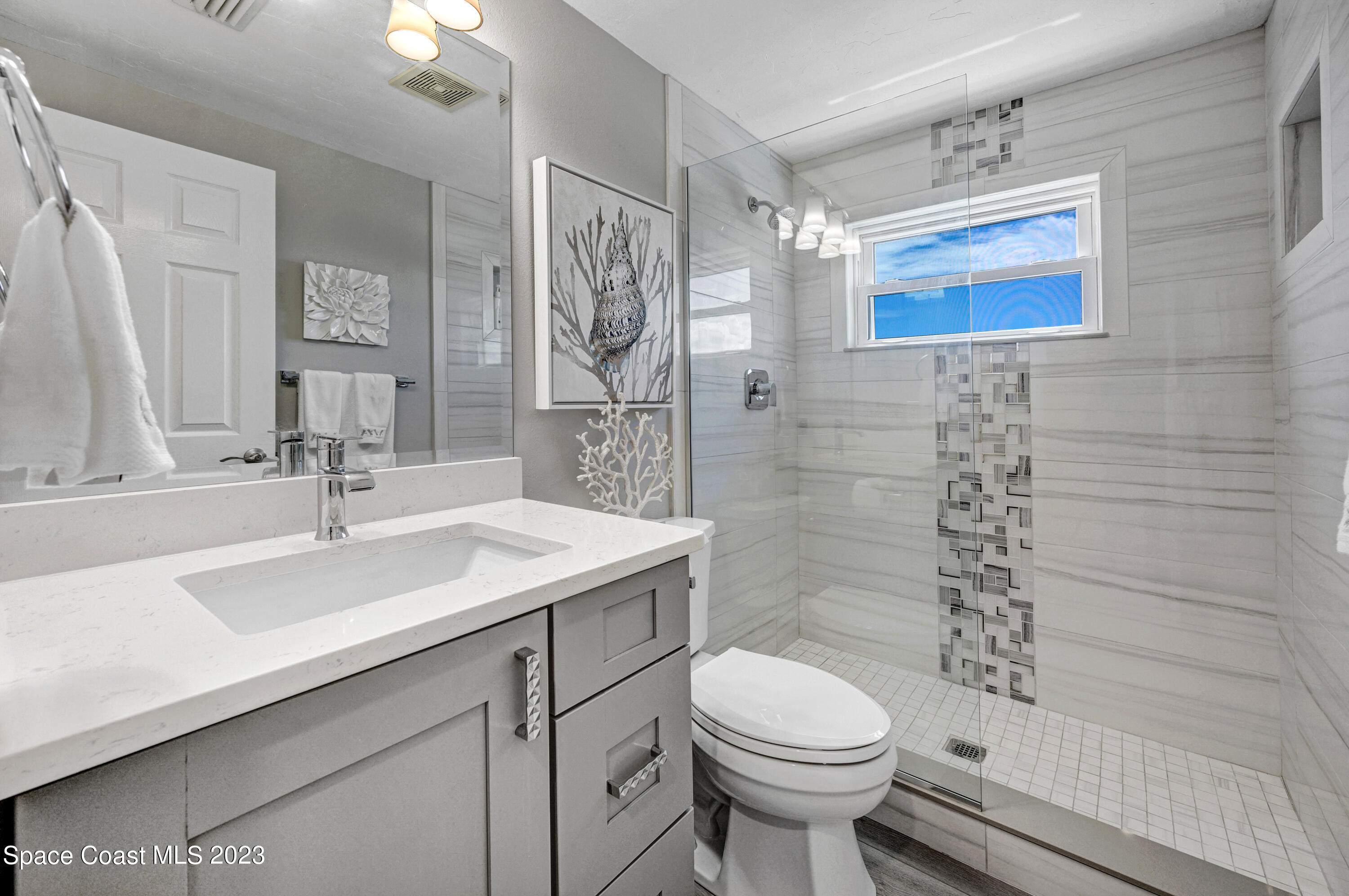 50 11th Avenue, 304