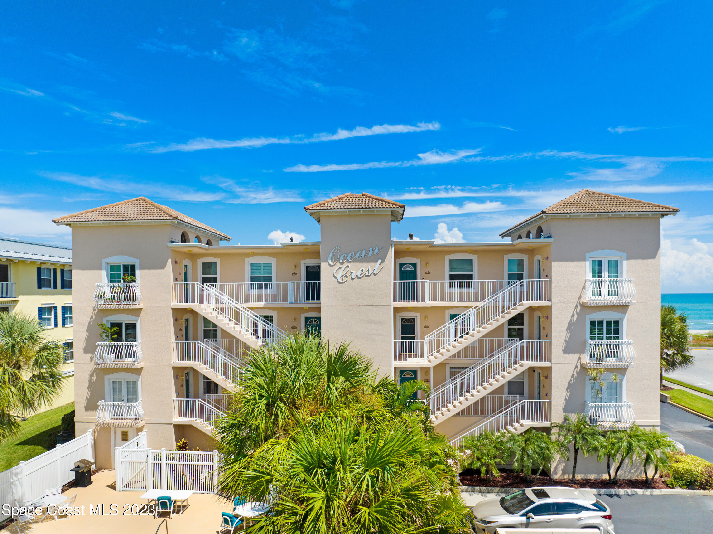 50 11th Avenue, 304
