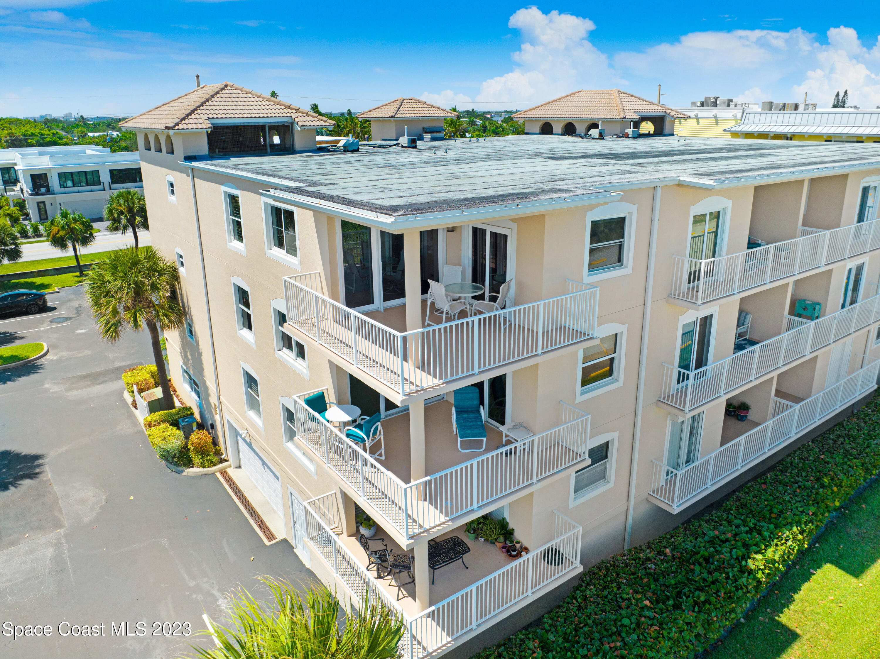 50 11th Avenue, 304