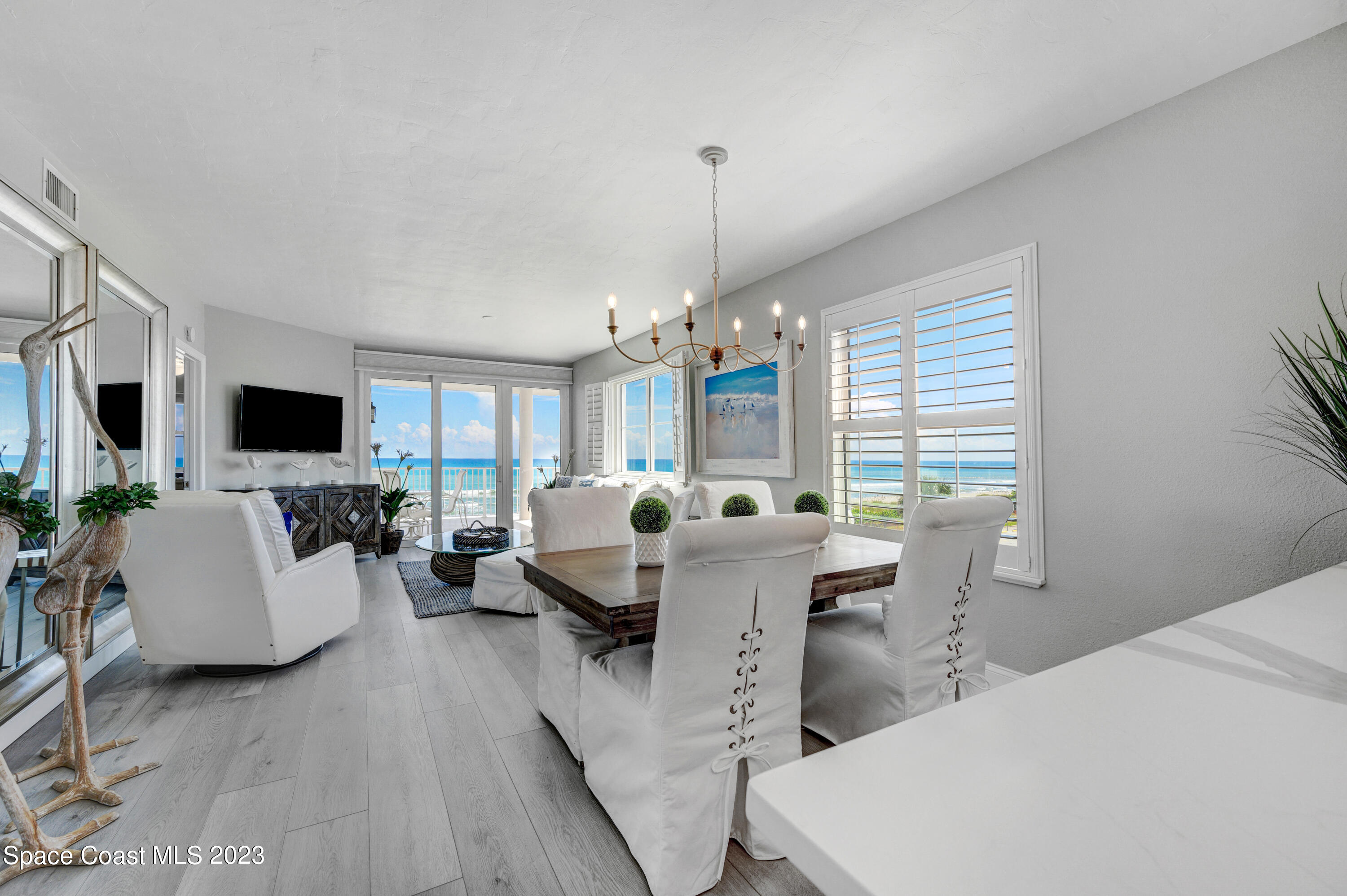 50 11th Avenue, 304