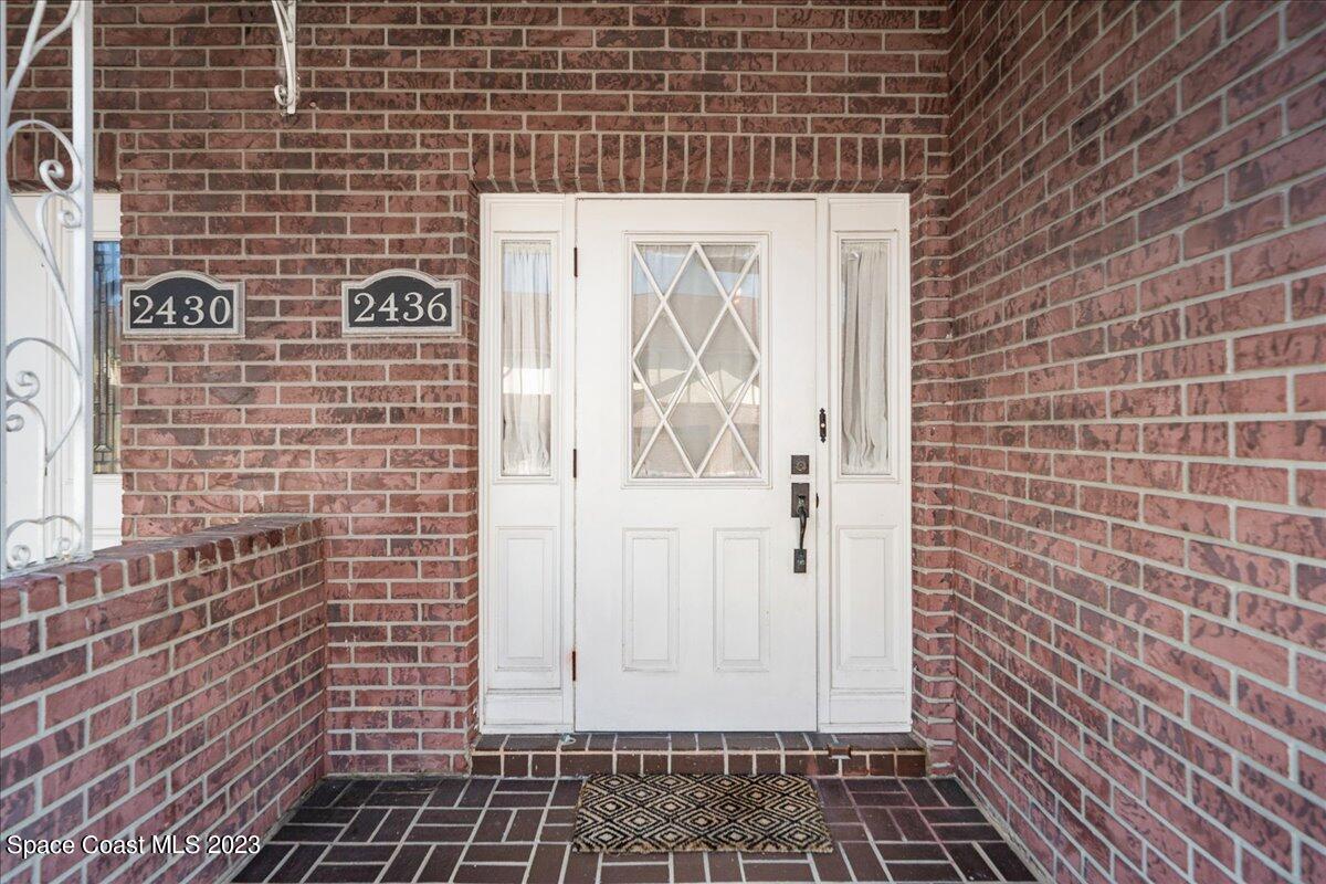 2436 Carriage Court, 2