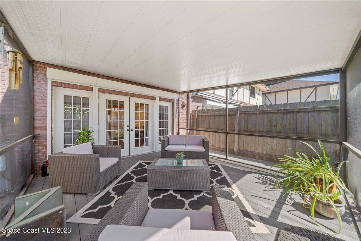 2436 Carriage Court, 2