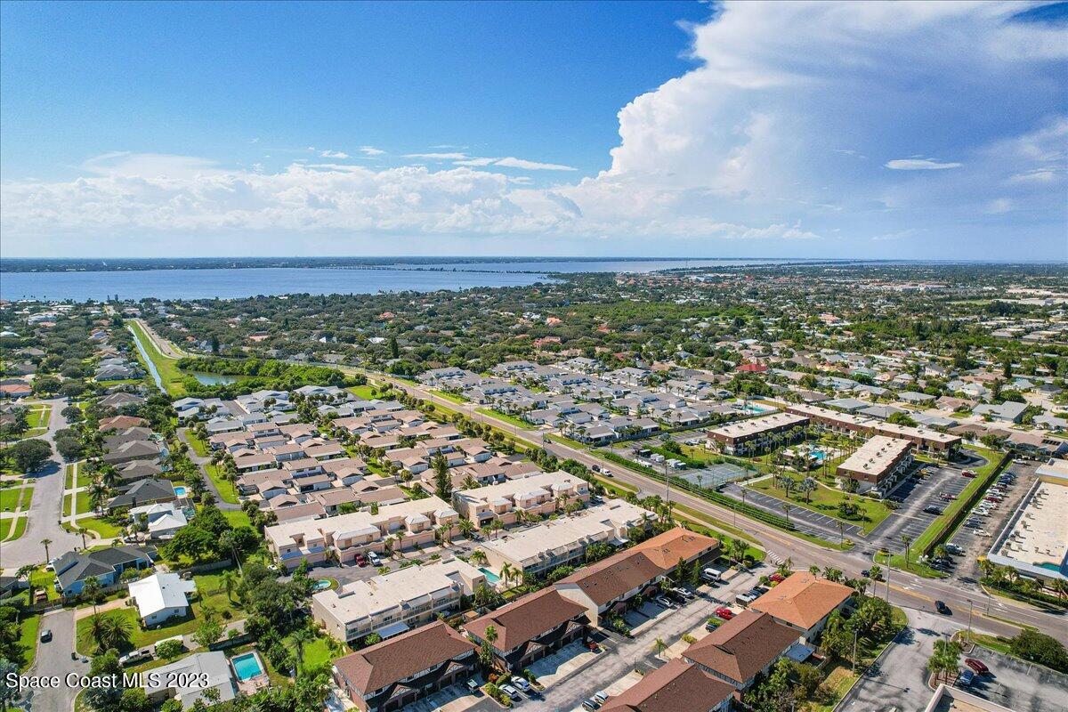 2436 Carriage Court, 2