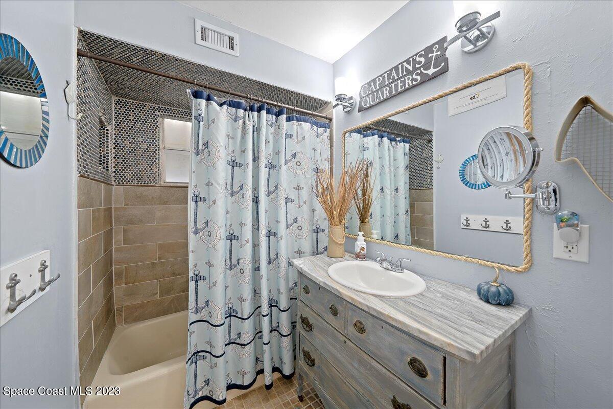 5255 A,B,C S Highway A1a
