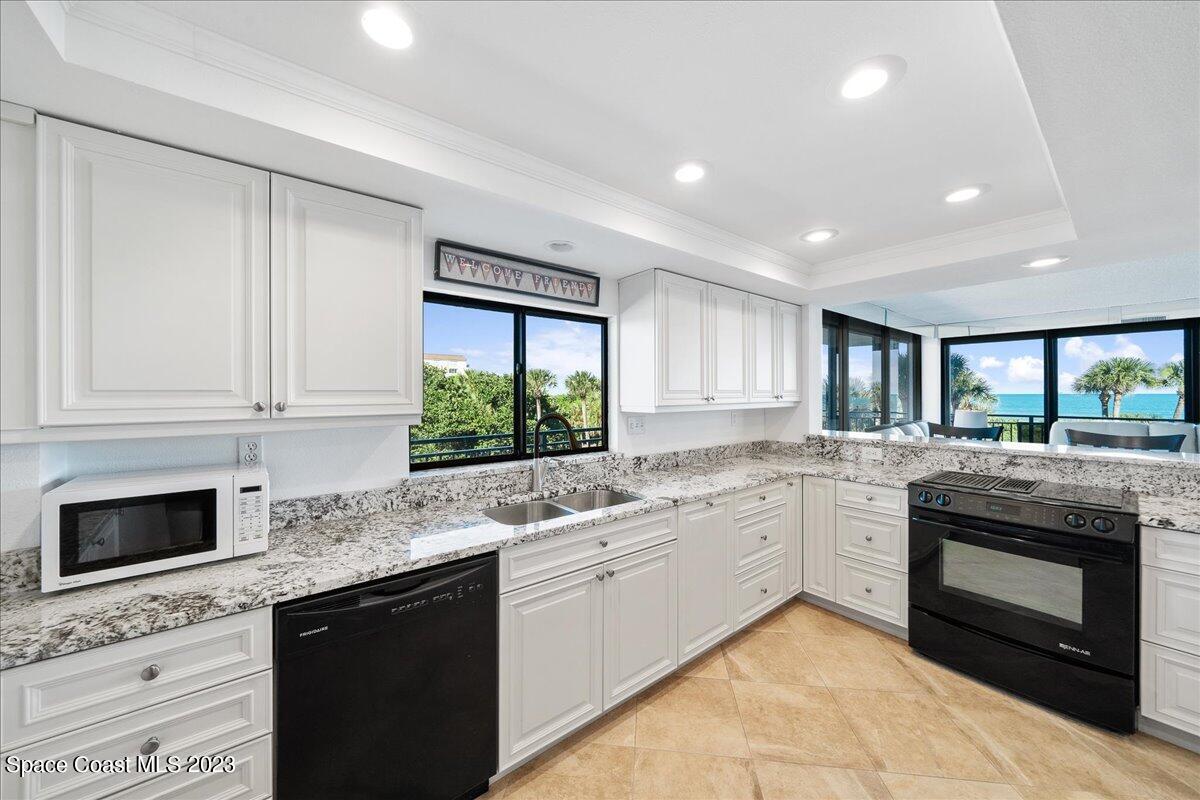 2100 N Atlantic Avenue, 303