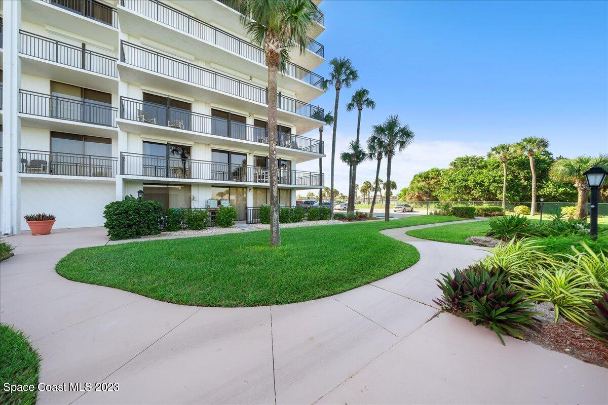 2100 N Atlantic Avenue, 303