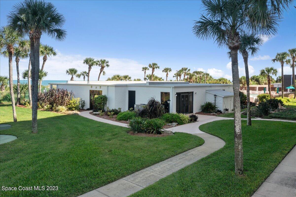 2100 N Atlantic Avenue, 303