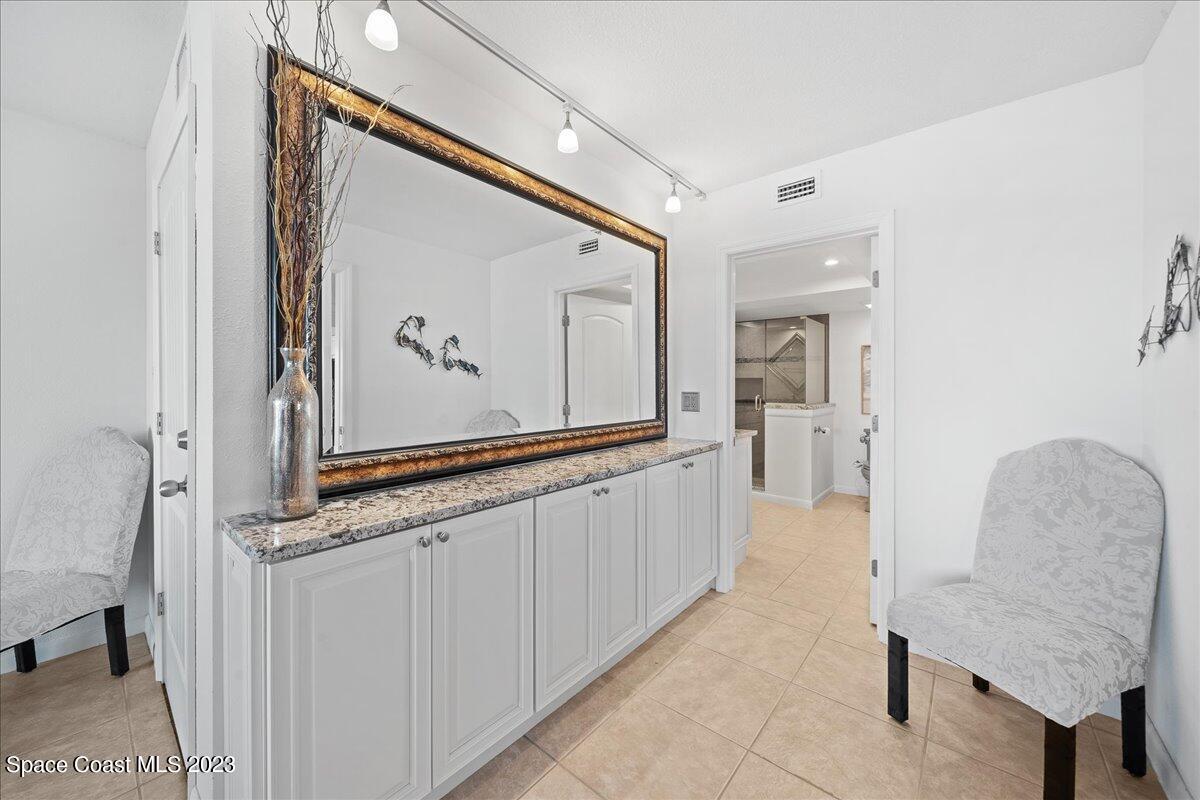 2100 N Atlantic Avenue, 303