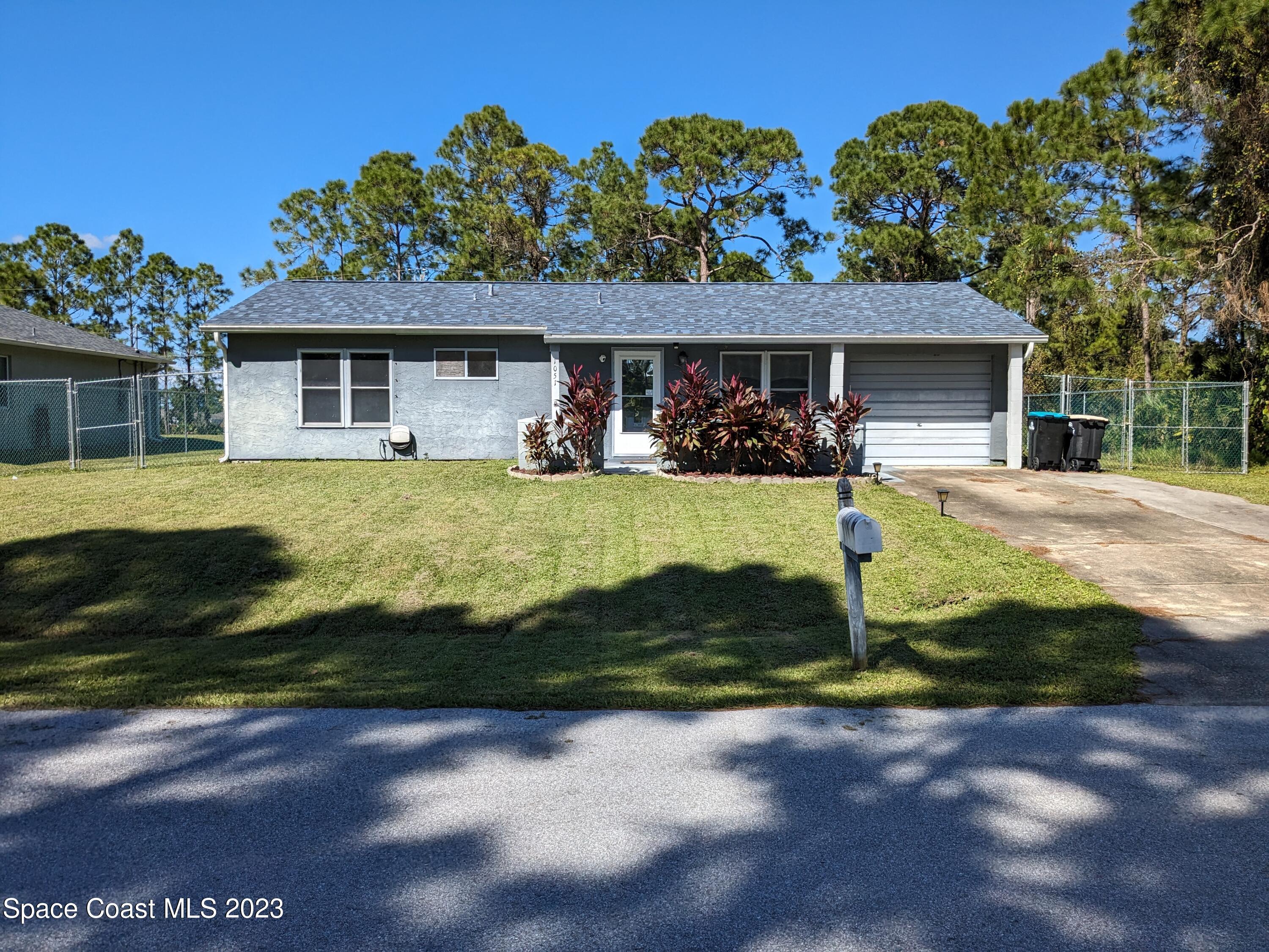 1051 Pasadena Road SE