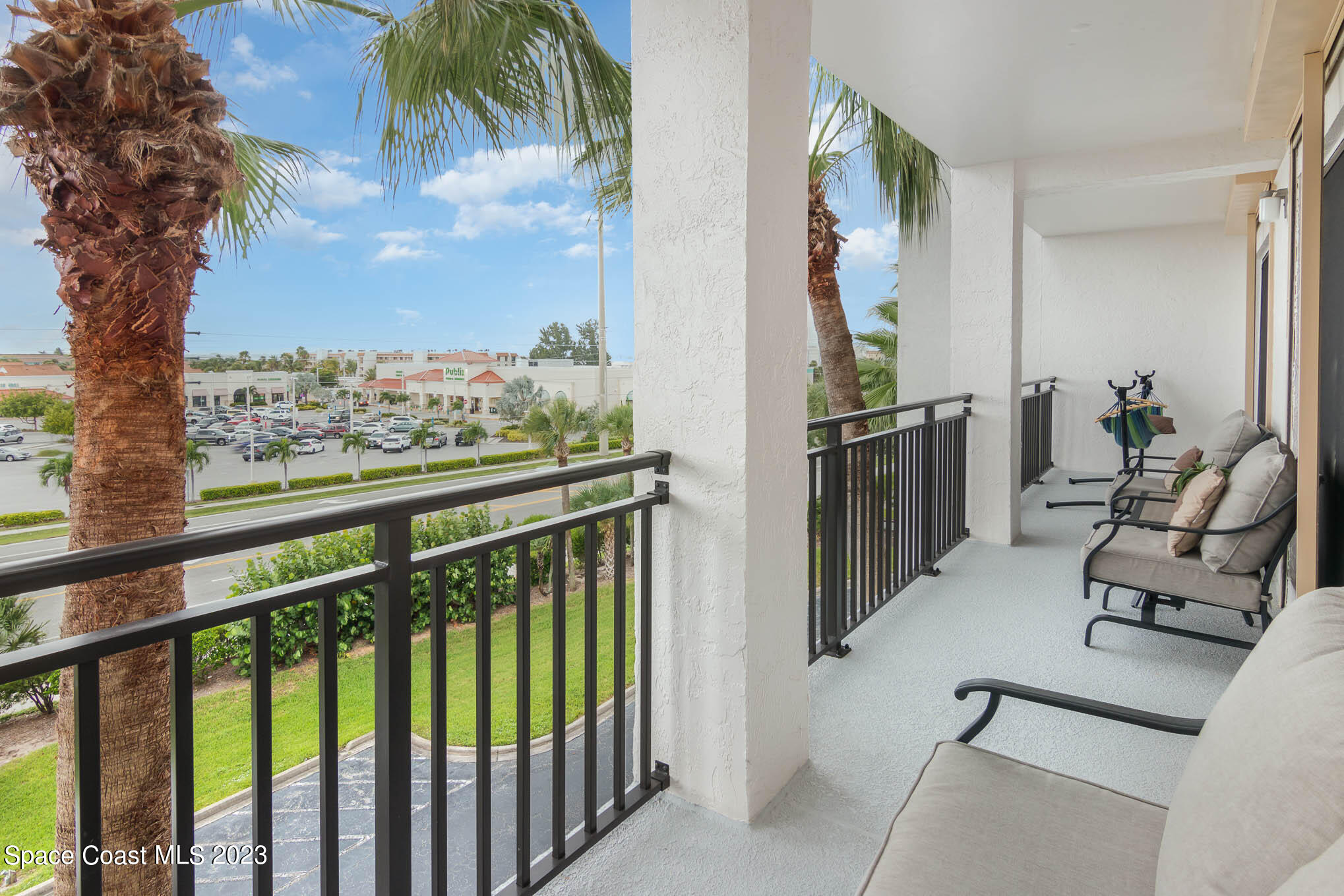 2090 N Atlantic Avenue, 406