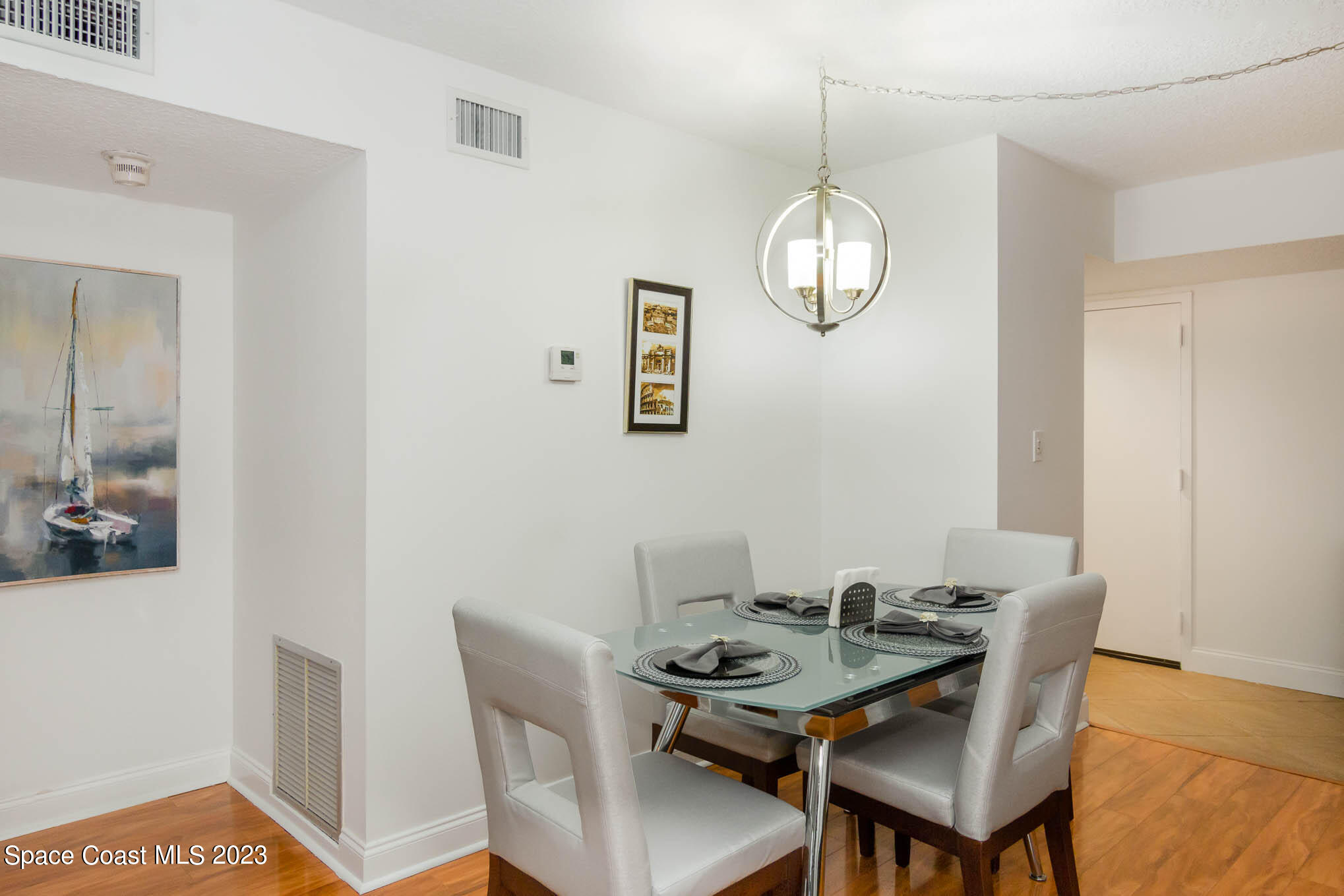 2090 N Atlantic Avenue, 406