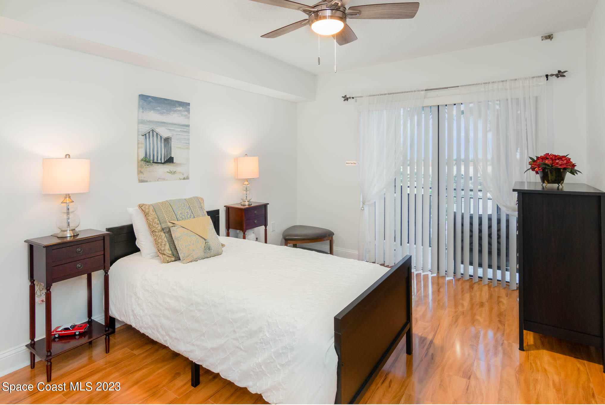 2090 N Atlantic Avenue, 406