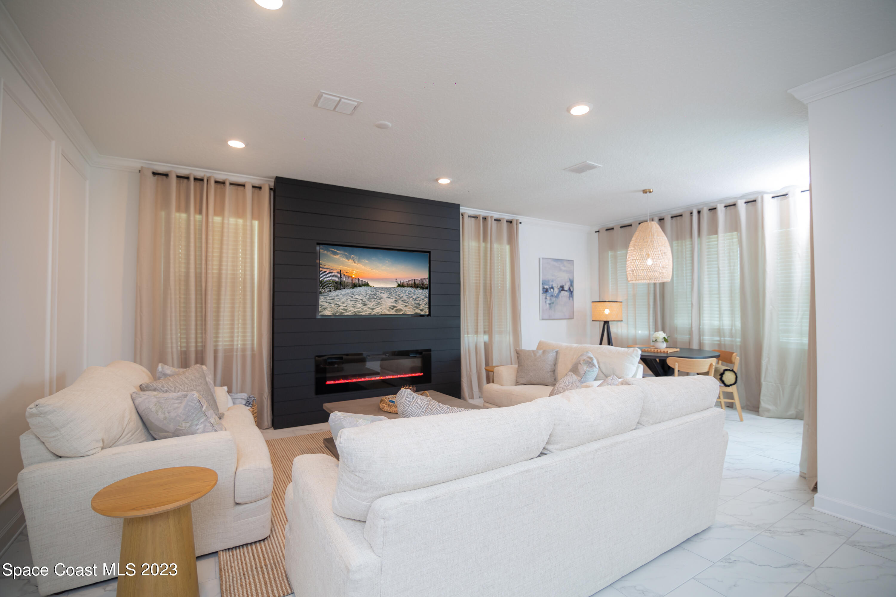 425 Strand Drive