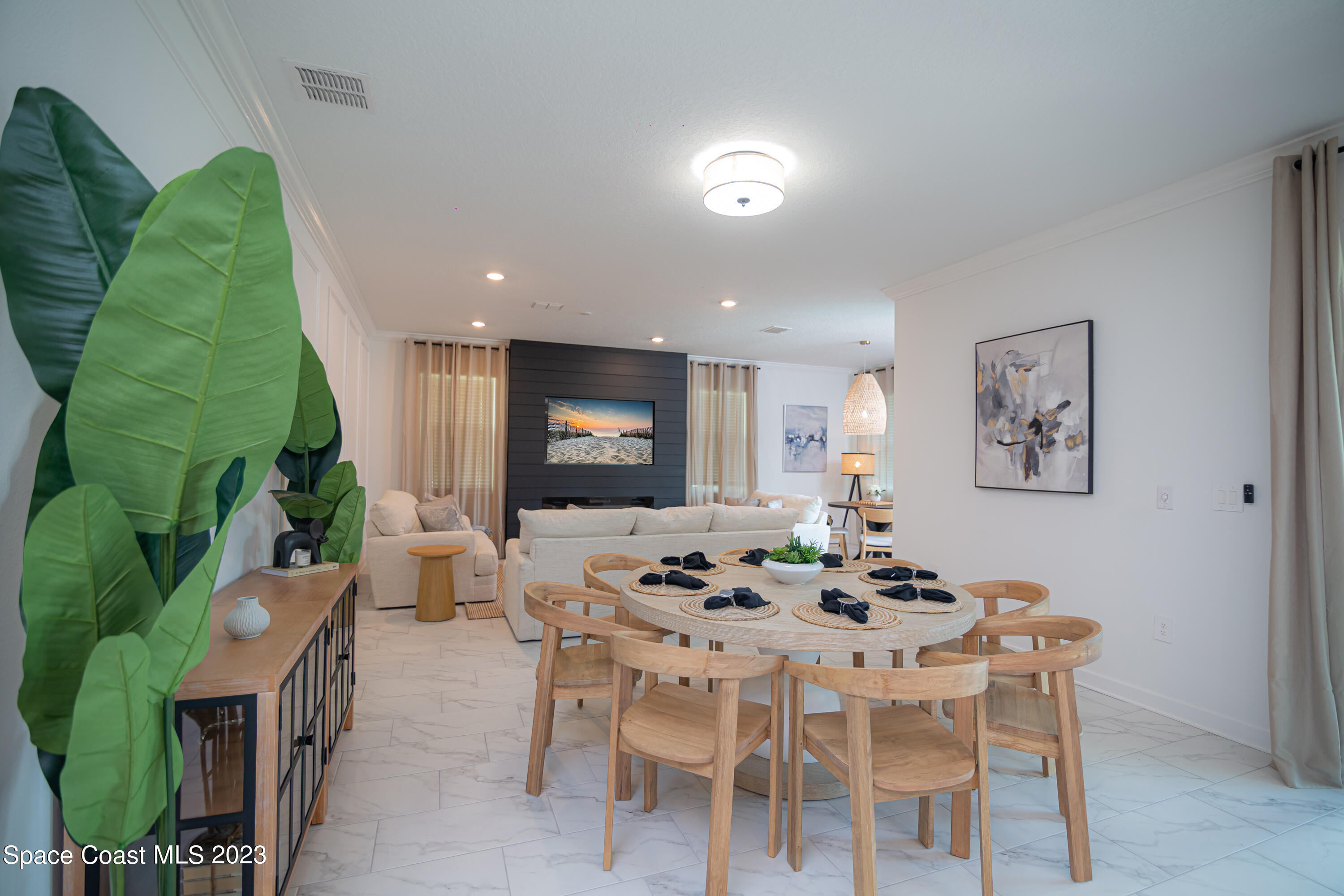 425 Strand Drive