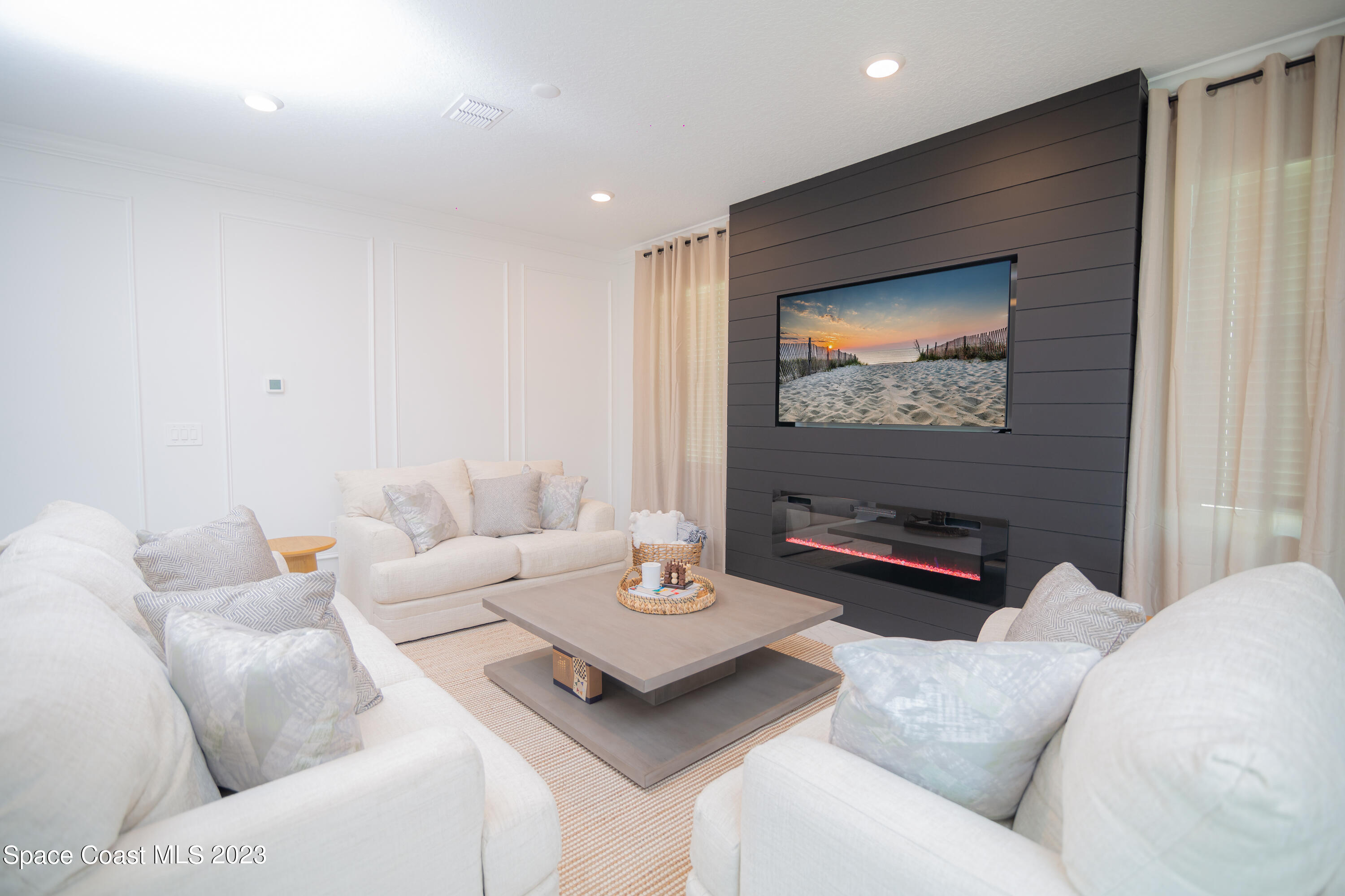 425 Strand Drive