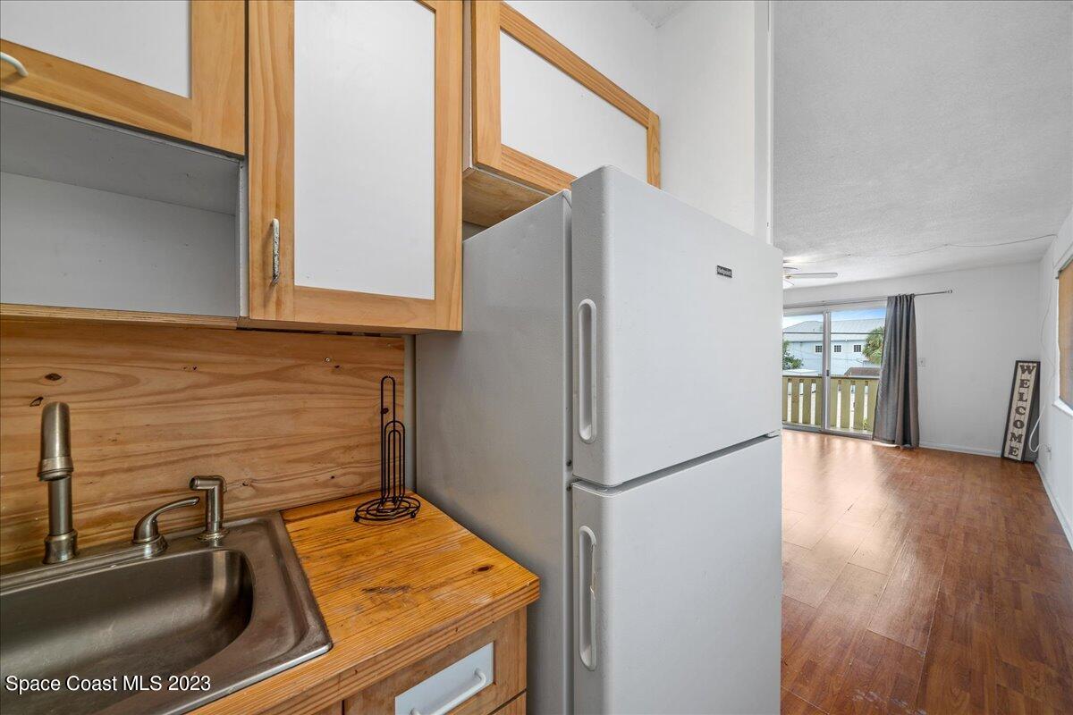 419 Ocean Avenue, 206